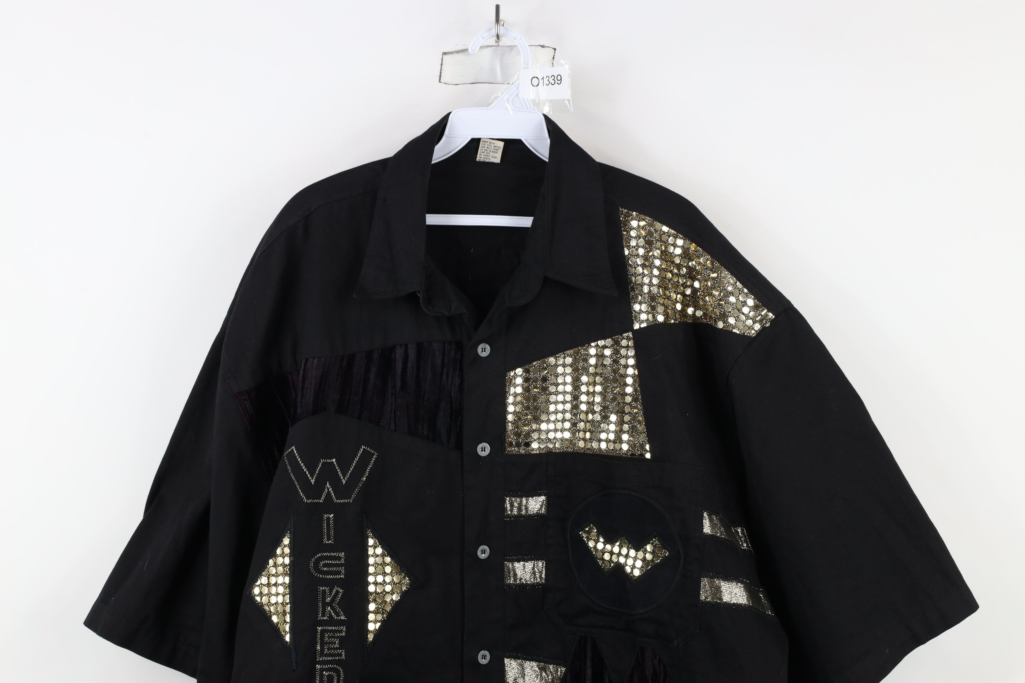 Vintage Vintage 90s Streetwear Hip Hop Velour Trim Button Shirt Size US XXL / EU 58 / 5 - 2 Thumbnail