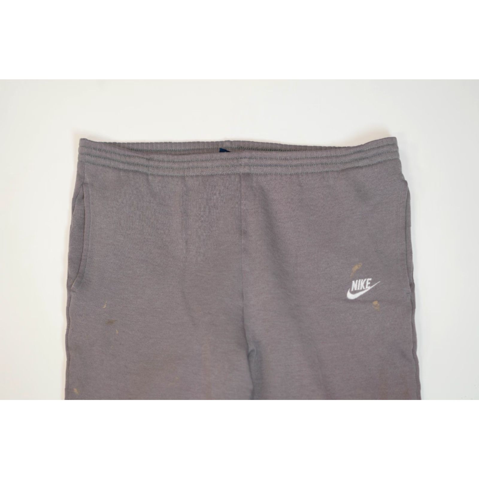Nike VINTAGE Nike Sweatpants Gray Regular Men L Inseam 30 Sport Sportswear Swoosh Center Distressed 80s 70s 90s NCAA College University Athletic Pants Size US 33 - 3 Thumbnail
