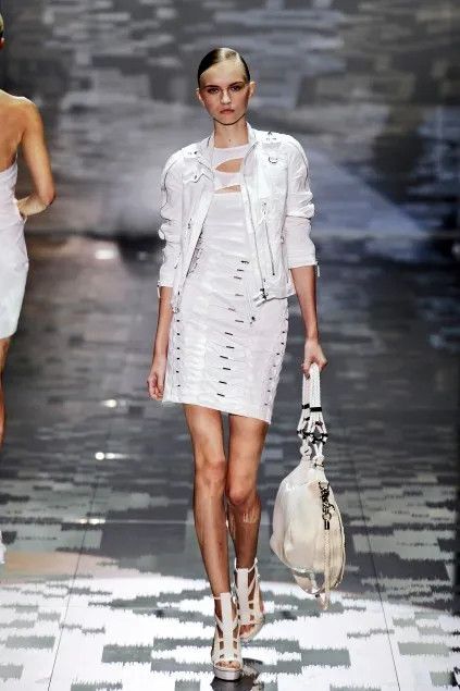 Gucci SS2010 Gucci Runway Techno Horsebit Grey Leather Hobo Bag by Frida Giannini Size ONE SIZE - 2 Thumbnail