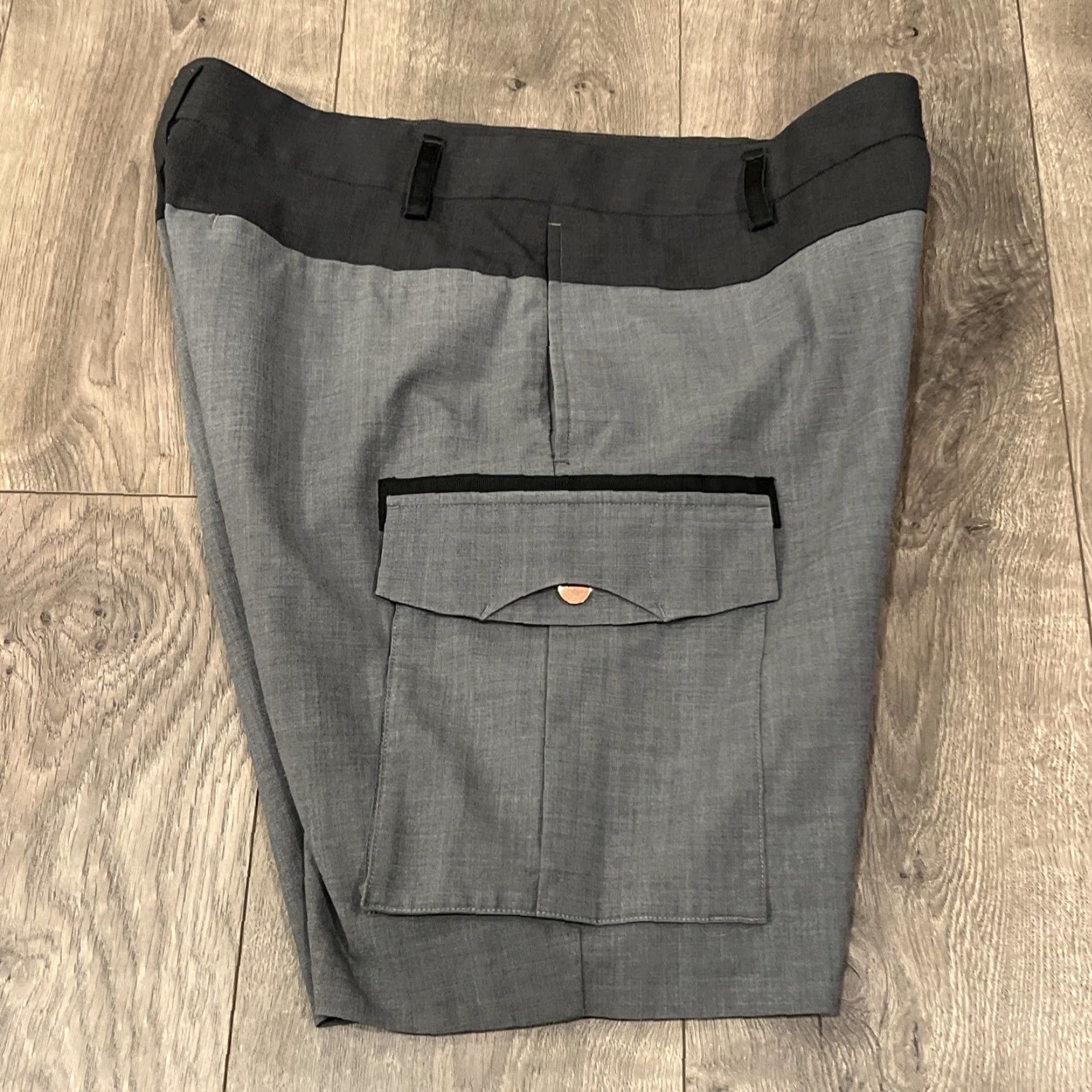 Vintage GRAY CHINO Cargo Shorts Size 34 Black Flat Front Regular Fit Mens Size US 34 / EU 50 - 3 Thumbnail