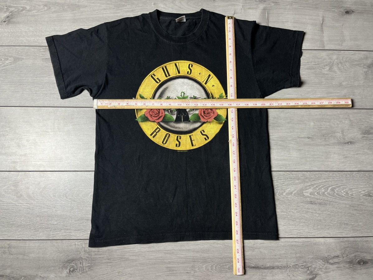 Guns N' Roses Guns N’ Roses T-shirt rock band 2004 size Large Size US L / EU 52-54 / 3 - 6 Thumbnail