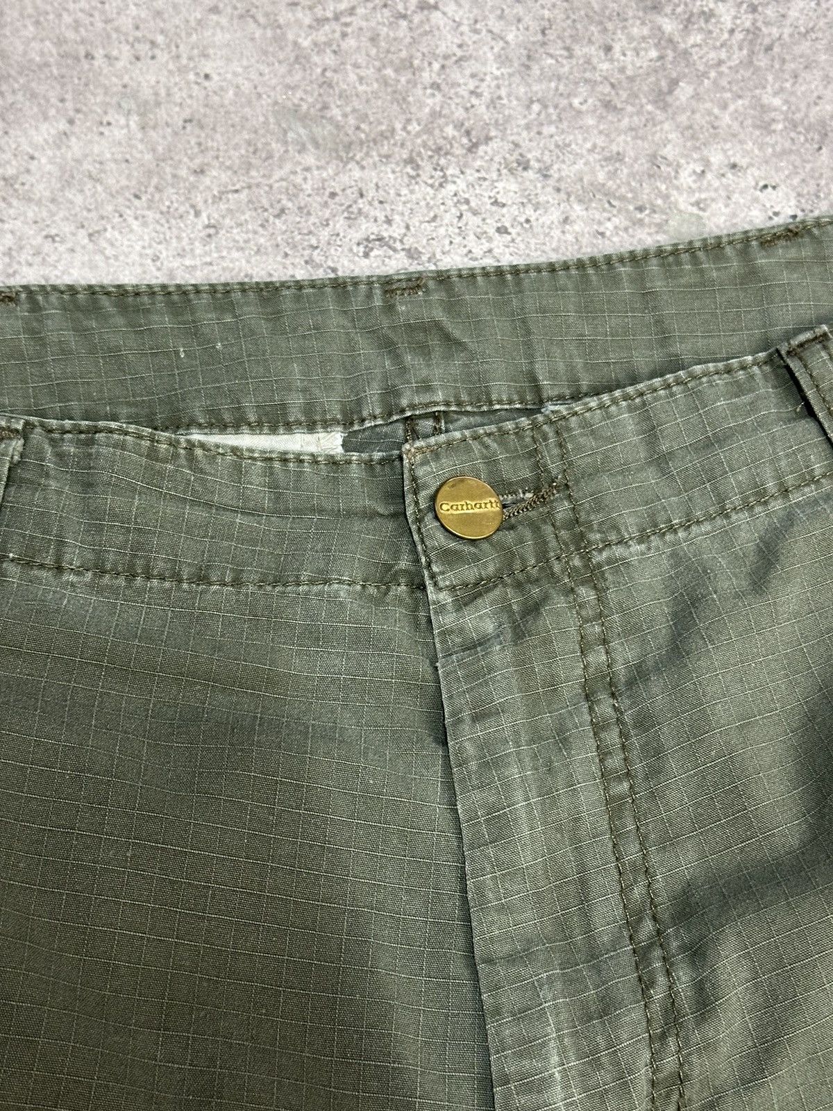 Carhartt × Vintage Vintage Carhartt Cargo Distressed Pants Faded Khaki Y2K Size US 32 / EU 48 - 6 Thumbnail