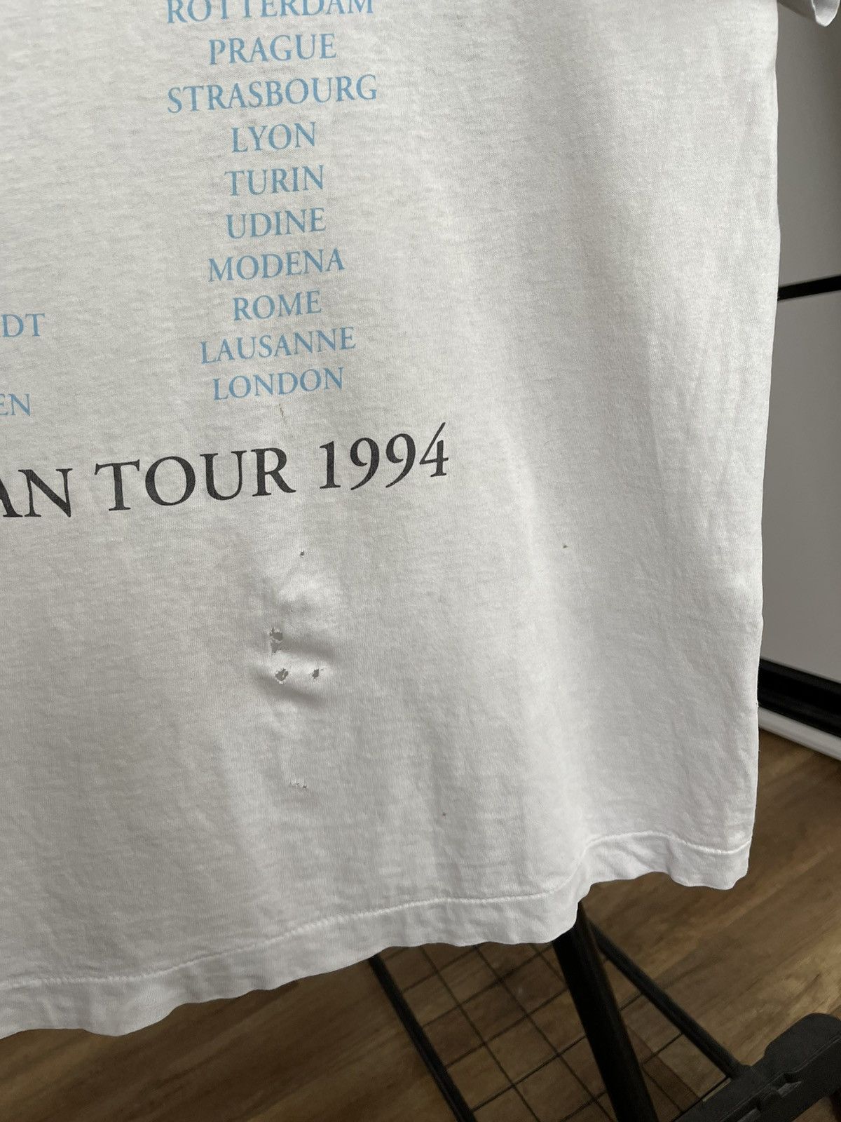 Band Tees 1994 Pink Floyd European Tour Vintage Rock T-Shirt Tee Size US XL / EU 56 / 4 - 18 Thumbnail