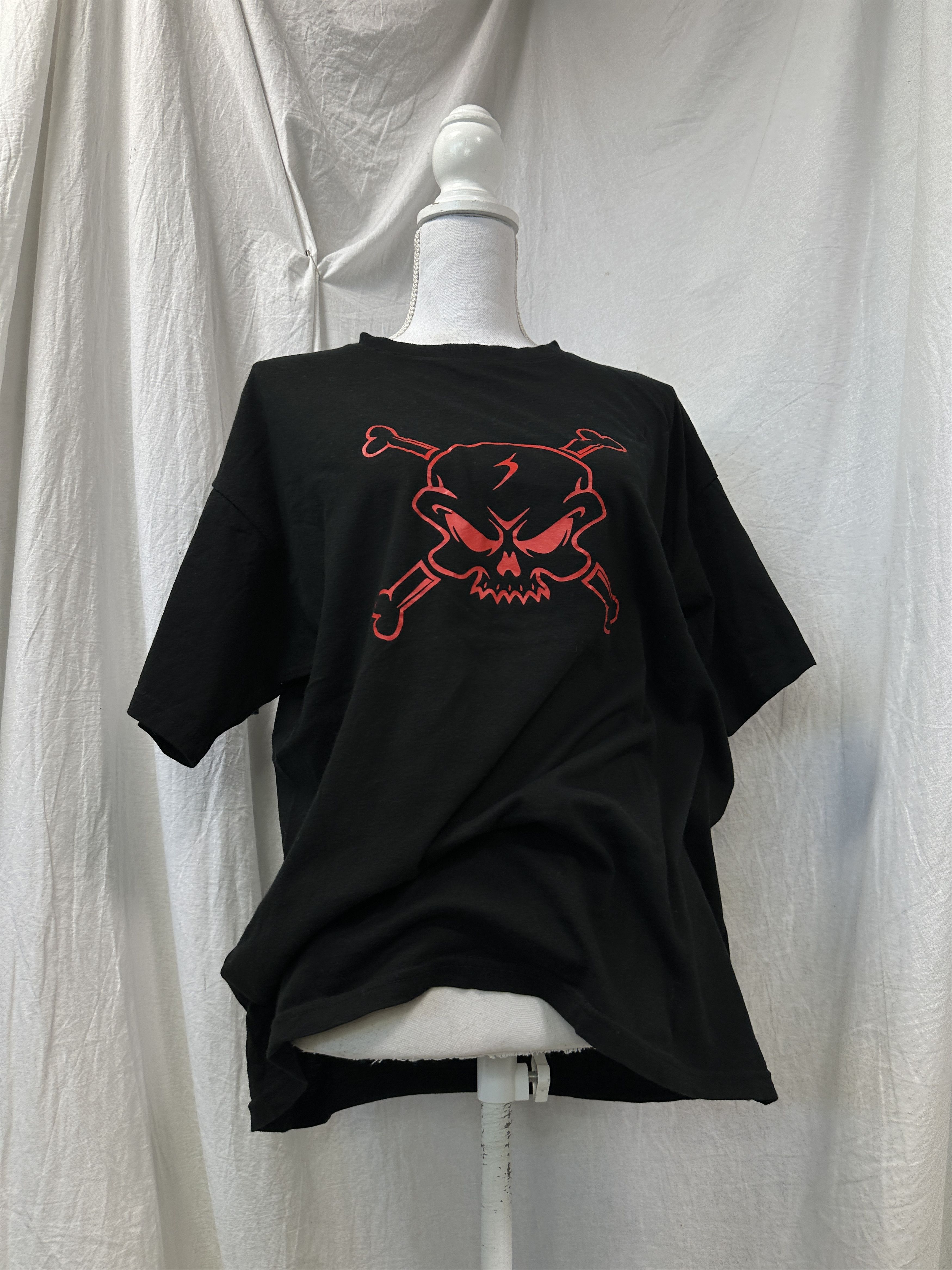 Vintage Vintage Streetwear Grunge Opium Skull Print T-shirt 00s Size US L / EU 52-54 / 3 - 1 Thumbnail