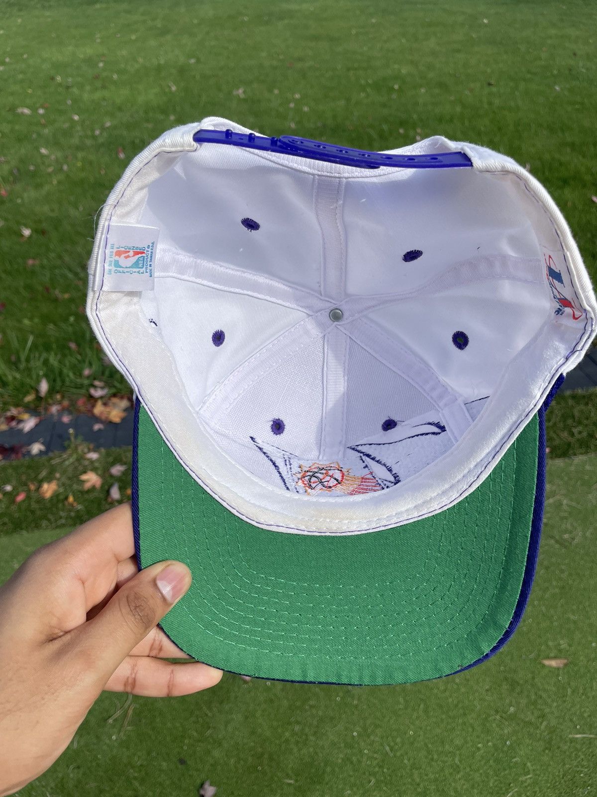 Logo Athletic Vintage Logo Athletic NBA Phoenix Suns Sharktooth Hat 1990s Size ONE SIZE - 10 Thumbnail