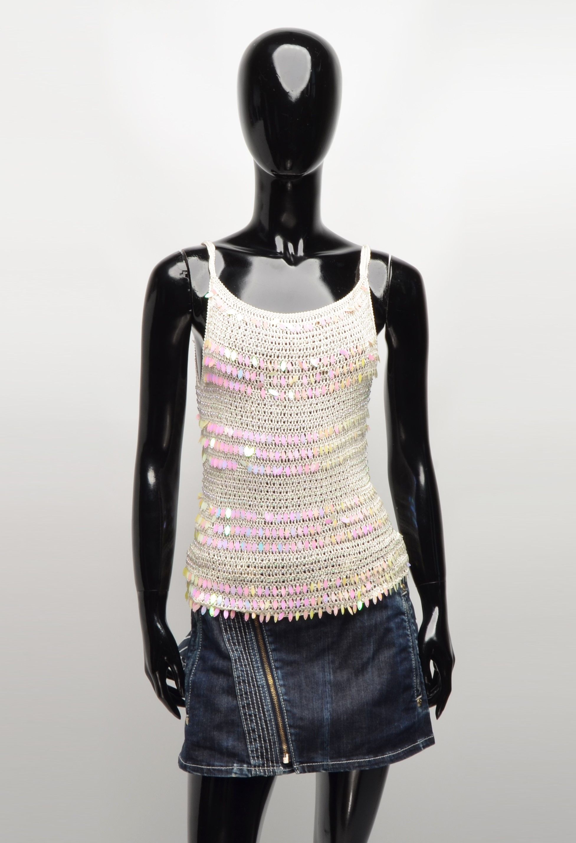 Vintage Vintage Y2K Cute Tan Crochet Knit Barbie Style Tank Top Size S / US 4 / IT 40 - 1 Thumbnail