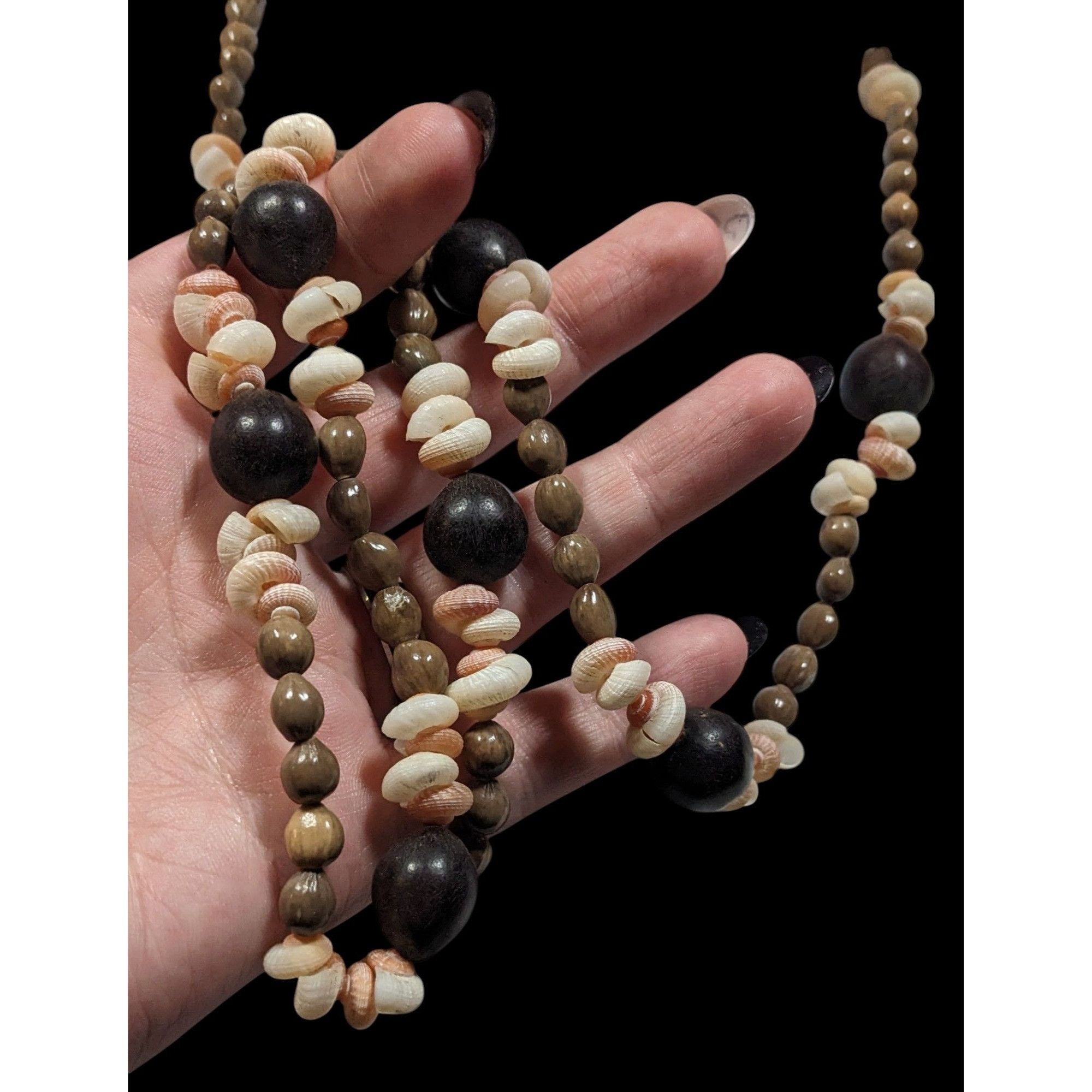 Other Summery Beach Themed Seed And Shell Beaded Necklace Size ONE SIZE - 6 Thumbnail