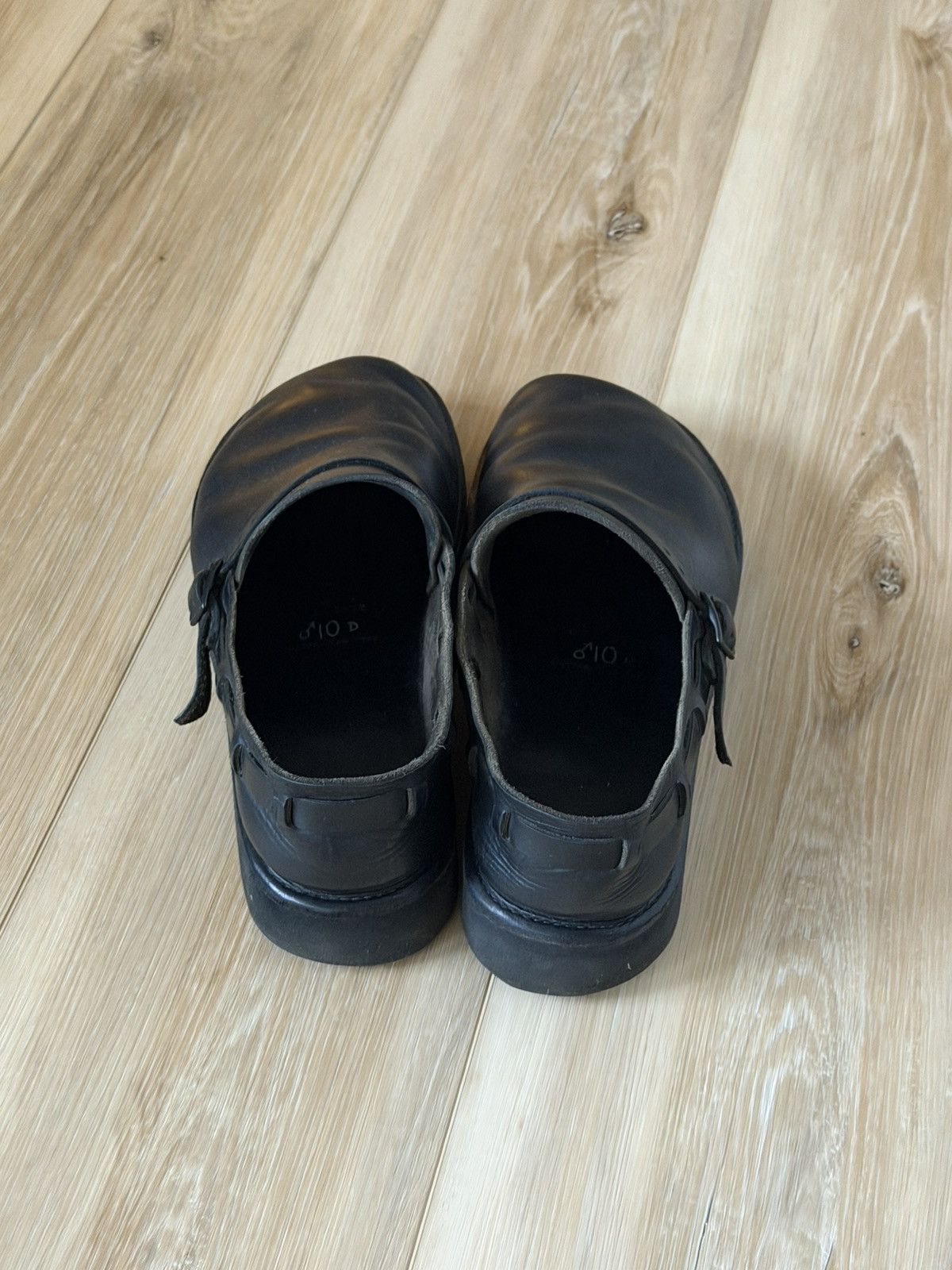 MAN-TLE Aurora Low Black Size US 10 / EU 43 - 2 Thumbnail