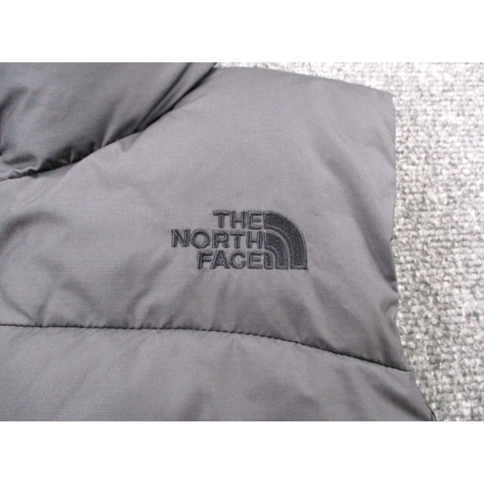 The North Face The North Face Vest Womens S Black Quilted Down Puffer 700 Hiking Outdoor Jacket? Size S / US 4 / IT 40 - 6 Thumbnail