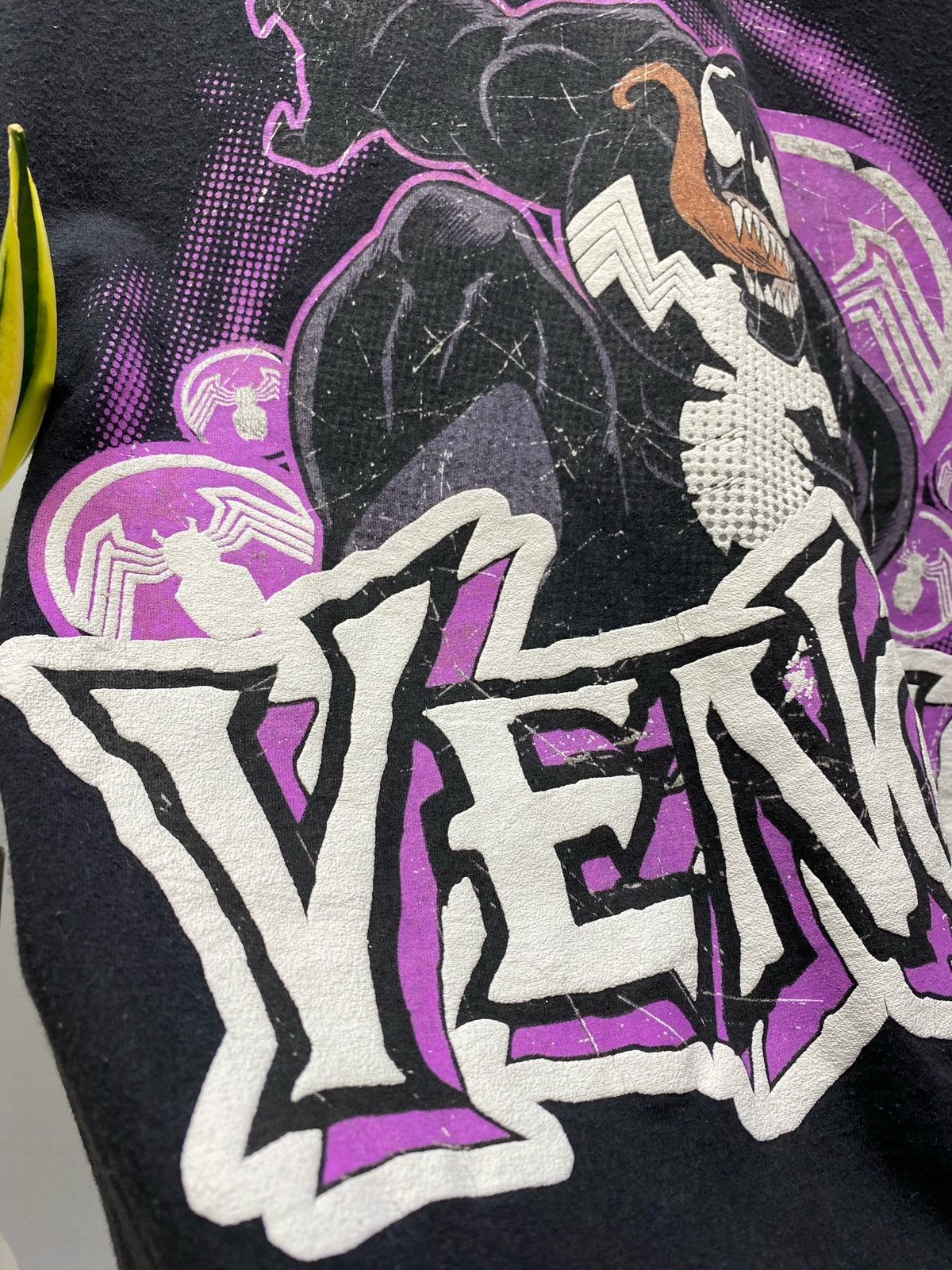 DC Comics × Marvel Comics Marvel Venom Graphic Big Logo T Shirt Size US L / EU 52-54 / 3 - 14 Thumbnail