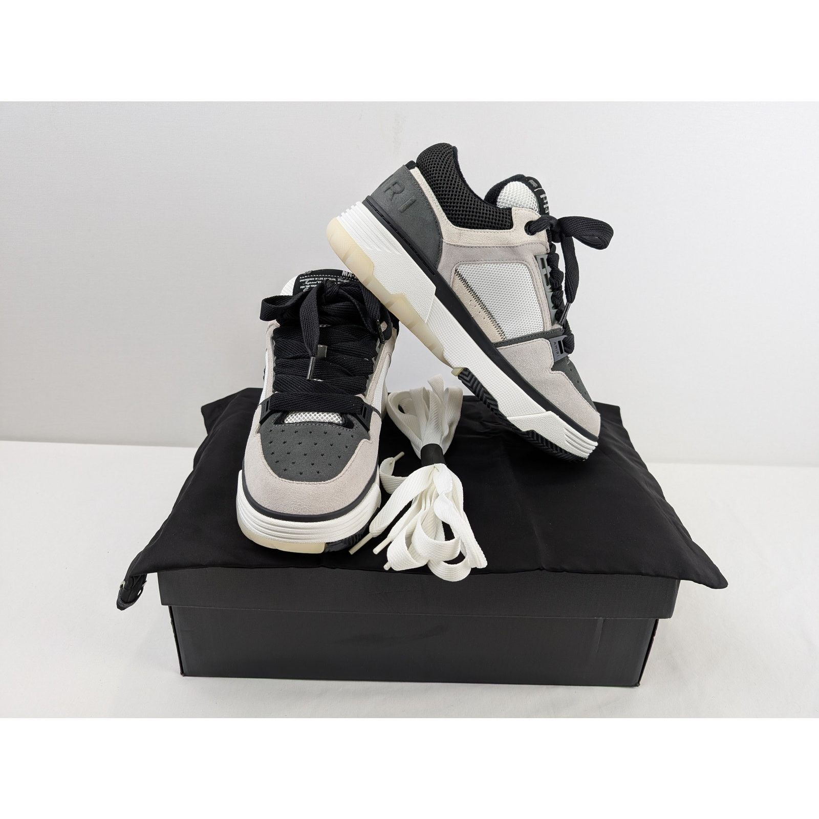 Amiri o1rshd1 MA-1 Sneakers in Black Size US 10 / EU 43 - 17 Thumbnail