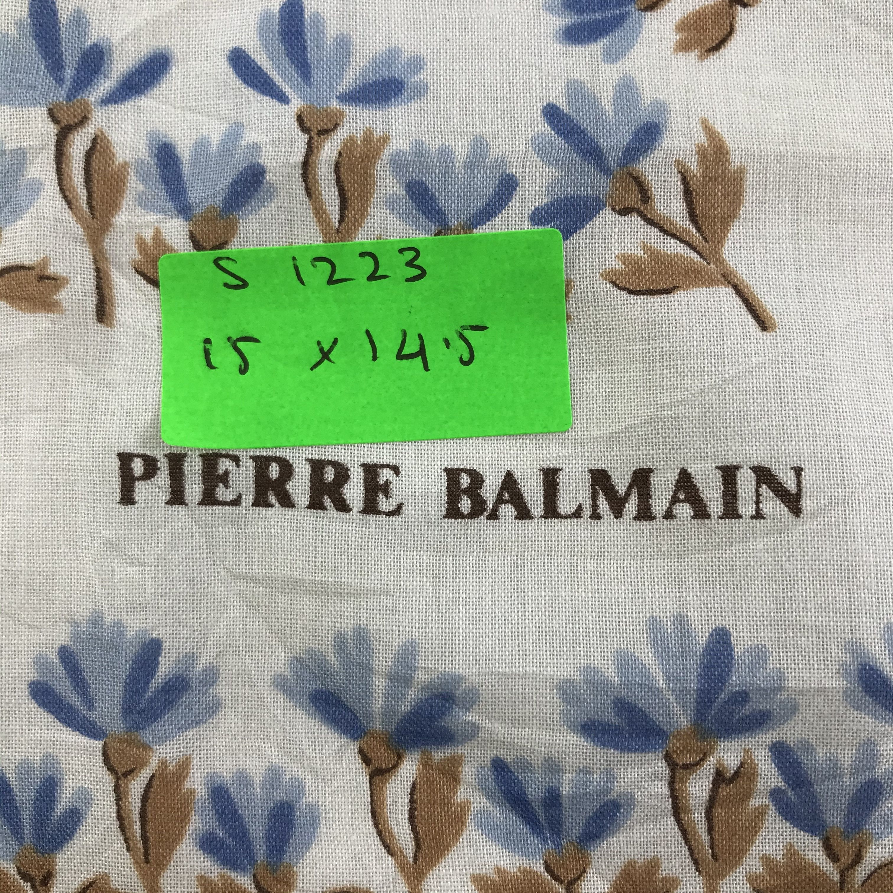 Pierre Balmain × Vintage Pierre Balmain Bandana / Handkerchief / Neckerchief - S1223 Size ONE SIZE - 5 Thumbnail