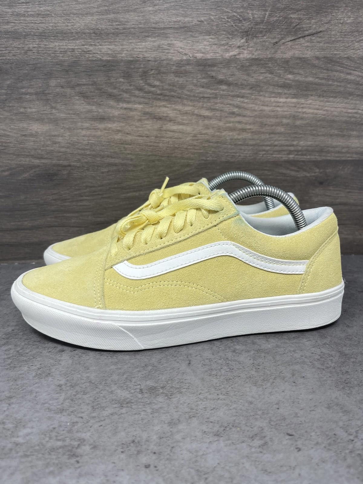 Vans Vans Old Skool Shoes Mens Size 8 Yellow Low Top Sneakers Size US 8 / EU 41 - 1 Thumbnail