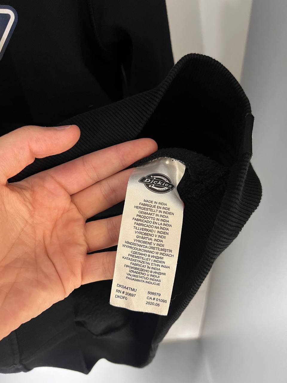 Dickies VINTAGE DICKIES BIG LOGO HOODIE SKATEBOARD Y2K 90s USA RETRO Size US S / EU 44-46 / 1 - 5 Thumbnail