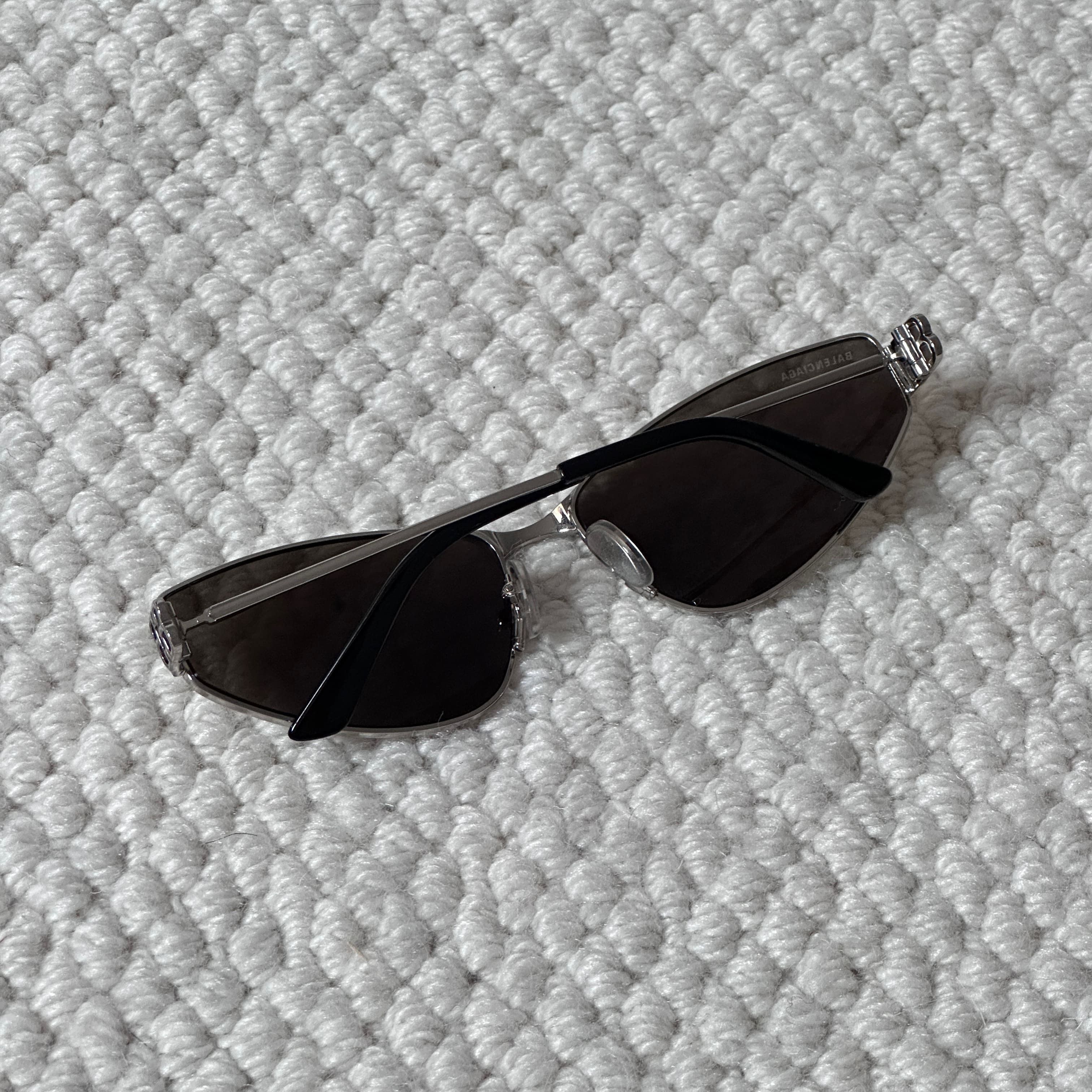 Balenciaga BALENCIAGA BB0335S SUNGLASSES Size ONE SIZE - 2 Thumbnail