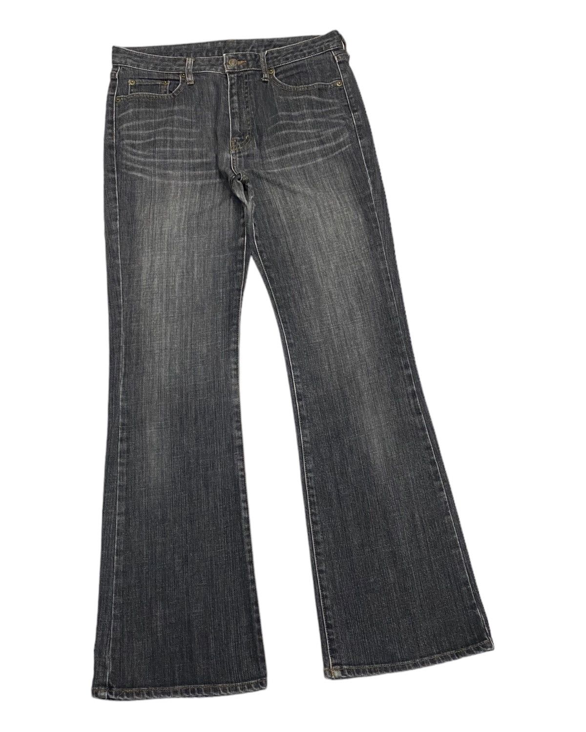Uniqlo FLARE🔥FADED BLACK DISTRESSED DENIM FLARE DENIM JEANS UNIQLO Size US 31 - 6 Thumbnail