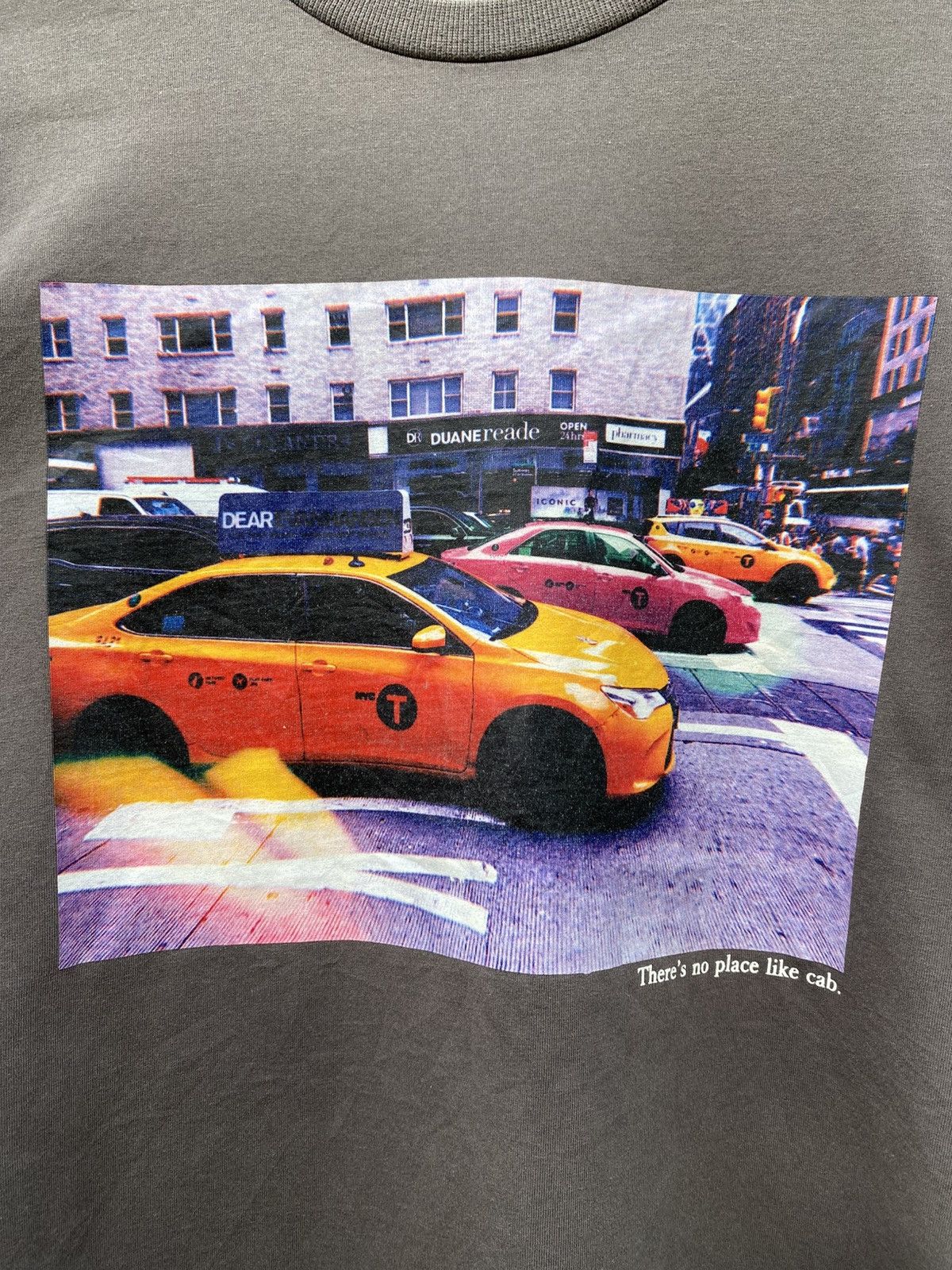 Japanese Brand Niko and … NYC Yellow Taxi Cab Street Graphic Longsleeve Size US L / EU 52-54 / 3 - 7 Thumbnail