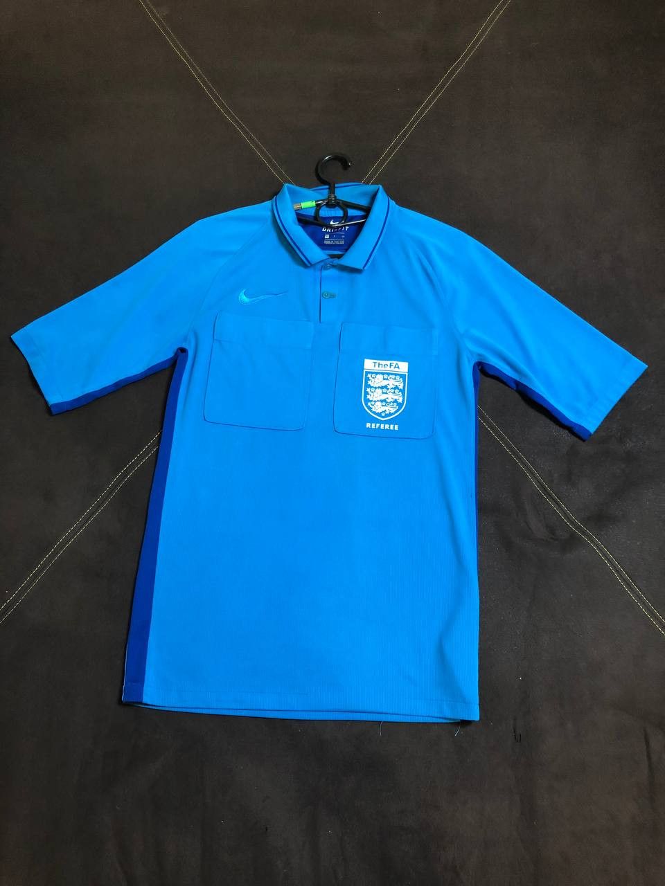 Nike ENGLAND REFEREE FOOTBALL SHIRT SOCCER JERSEY NIKE CAMISETA Size US S / EU 44-46 / 1 - 1 Thumbnail