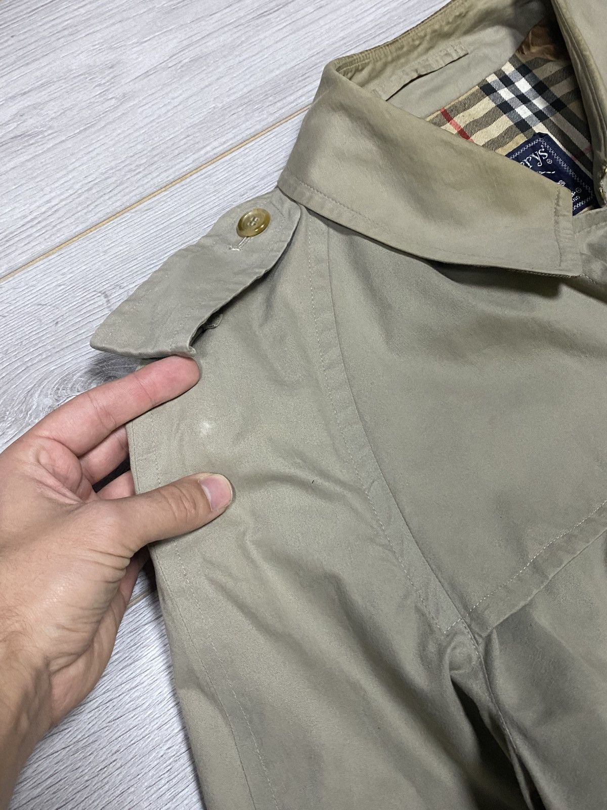 Burberry Burberry vintage trench double breasted beige nova check Size US M / EU 48-50 / 2 - 19 Thumbnail
