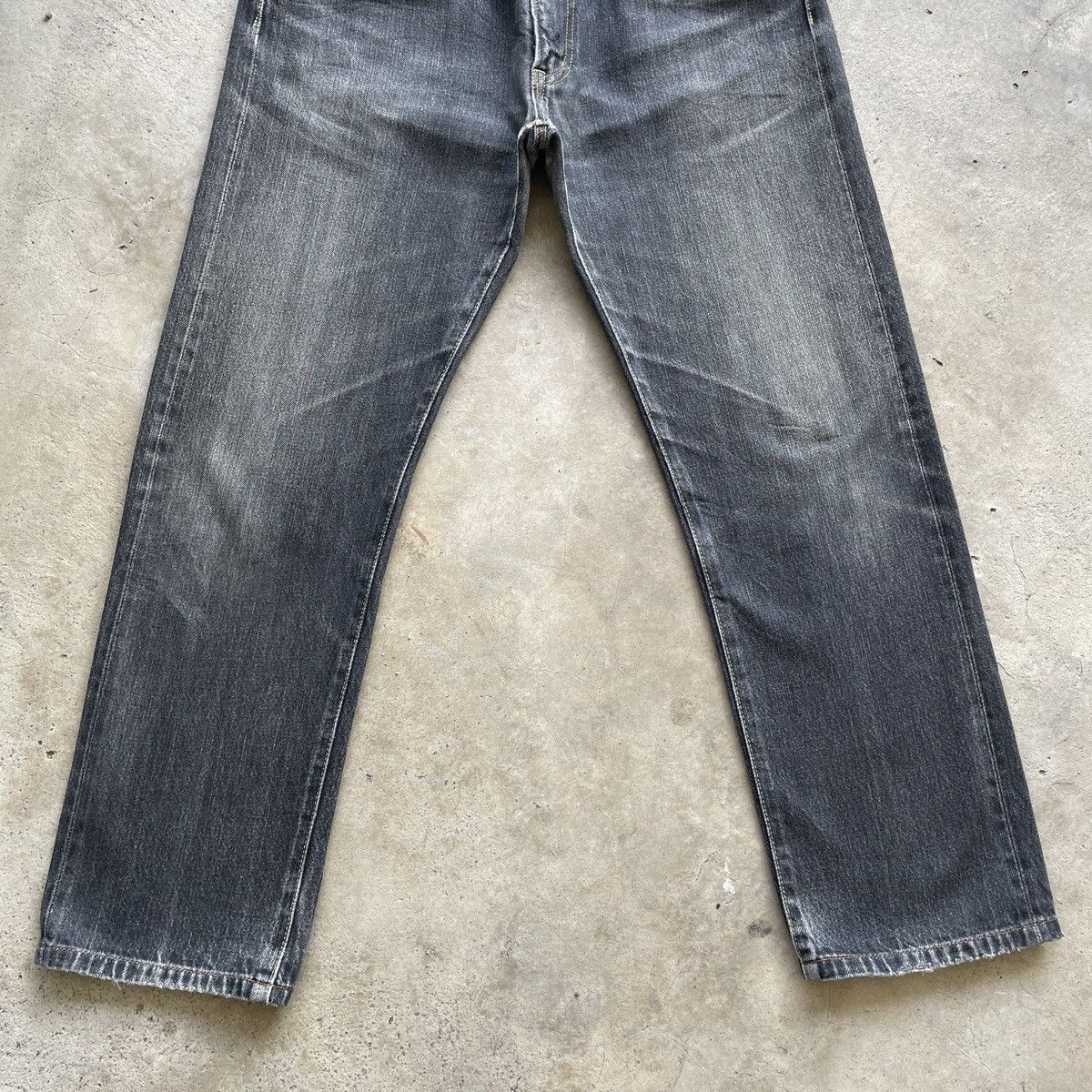 Japanese Brand Vintage Japanese UJ 002 Black Faded Denim Jeans Pants W34 Size US 34 / EU 50 - 4 Thumbnail