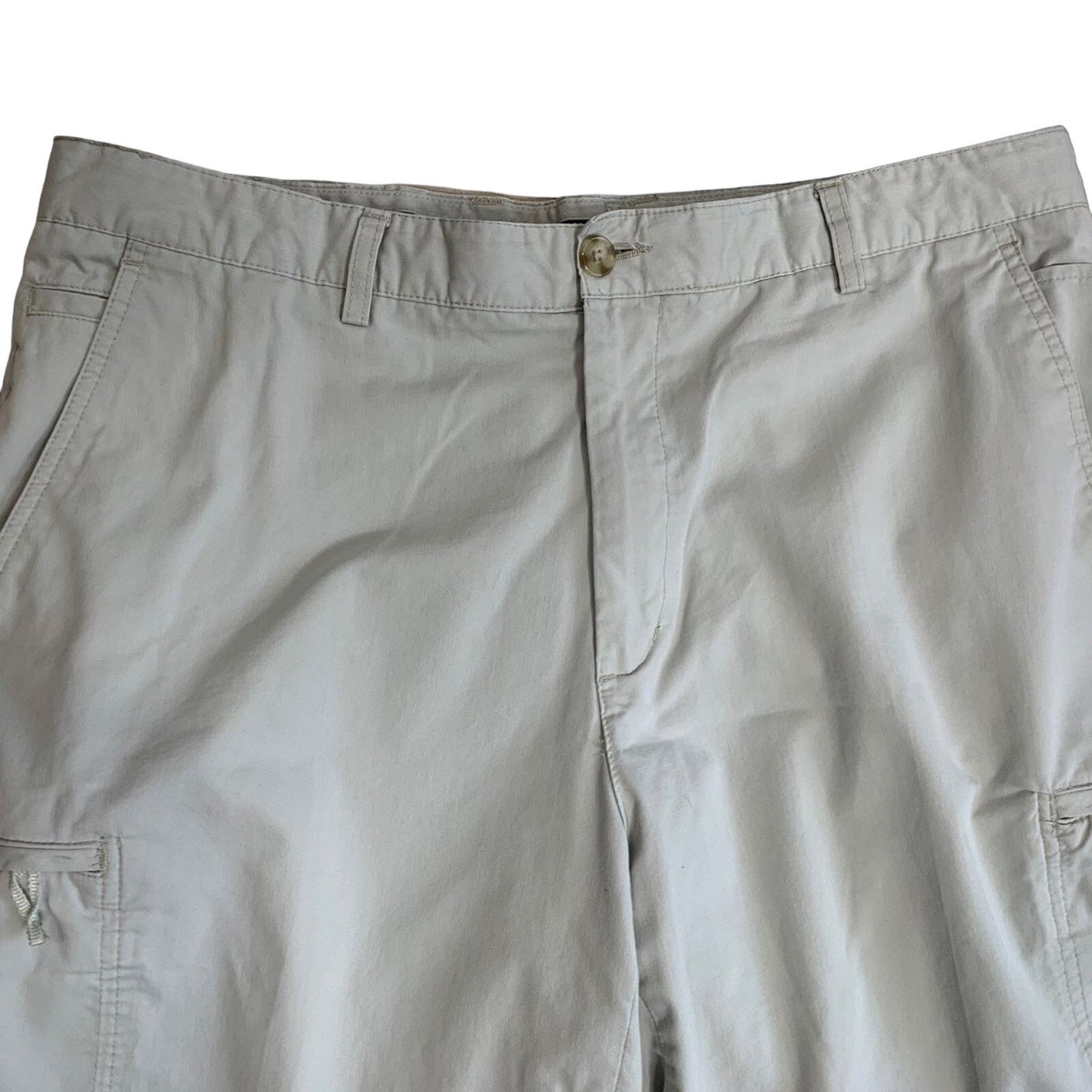 Greg Norman Greg Norman Men’s Size 40 Cargo Shorts Khaki Zipper Pockets Size US 40 / EU 56 - 2 Thumbnail