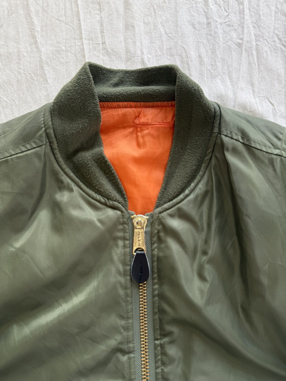 Delta Men’s Vintage flight MA1 Delta bomber jacket in khaki green Size US XS / EU 42 / 0 - 4 Thumbnail