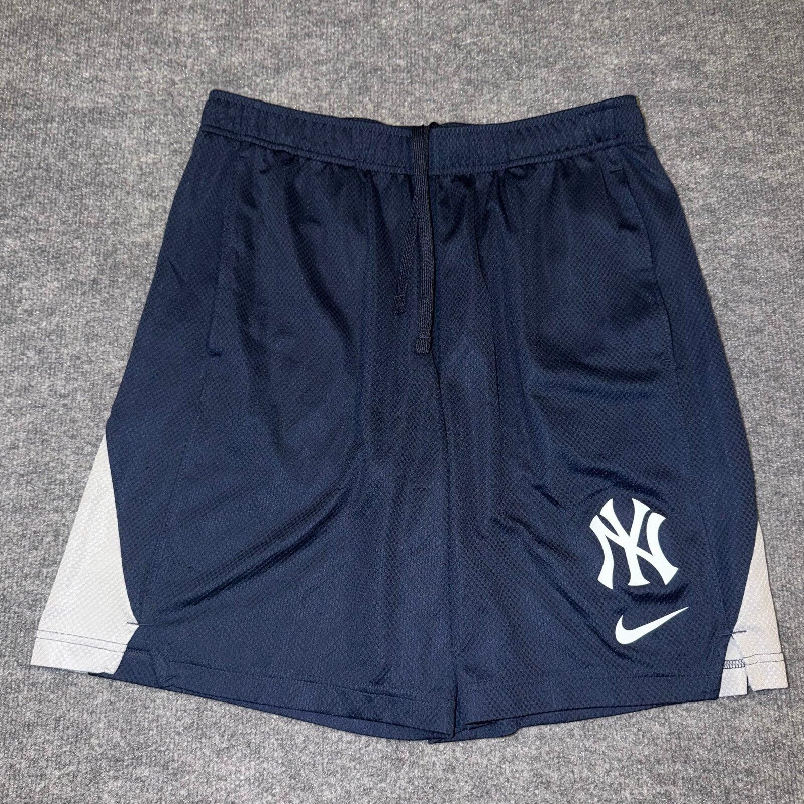 Nike New York Yankees Nike Navy Athletic Shorts Mens LG Size US 34 / EU 50 - 1 Thumbnail