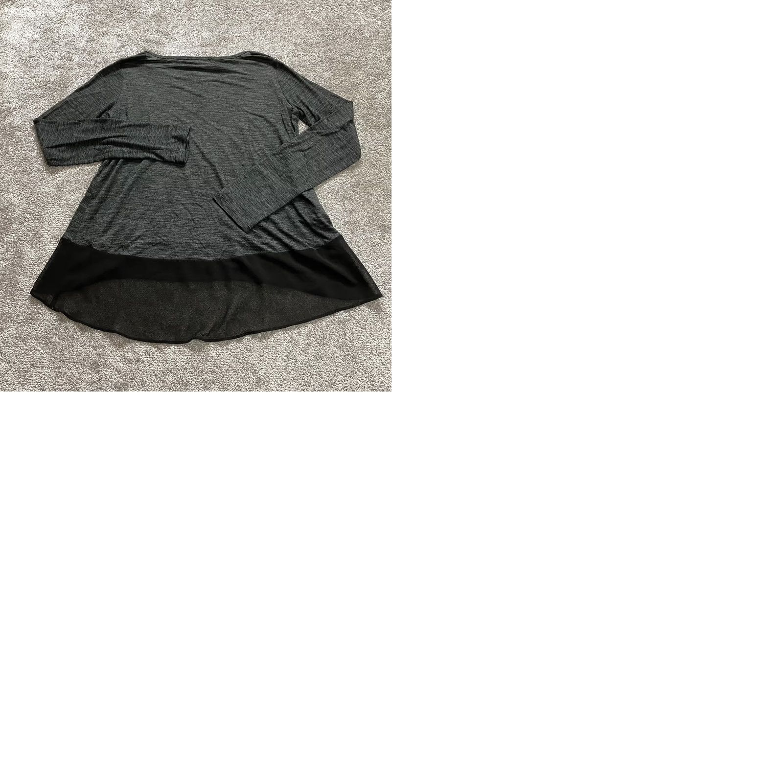 Bcbgmaxazria BCBGMAXAZRIA Tunic Blouse Womens Medium Dark Gray Long Sleeve Round Neck Pullover Knit Polyester Viscose Color Gray Adult Womens Size M / US 6-8 / IT 42-44 - 9 Thumbnail