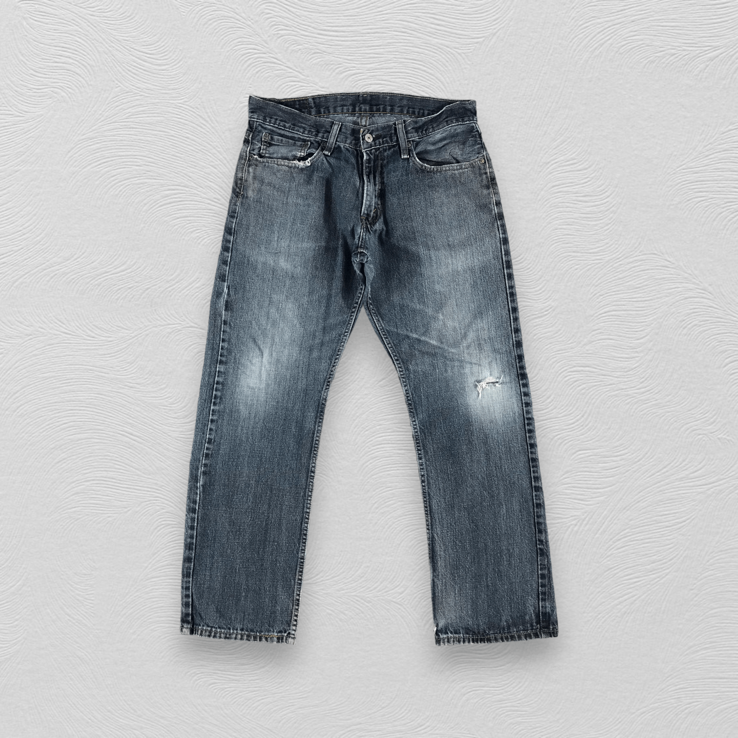 image of Distressed Denim x Levis Vintage Levi's 514 Jeans Distress Faded Blue Denim Kj1043, Men's (Size 33)