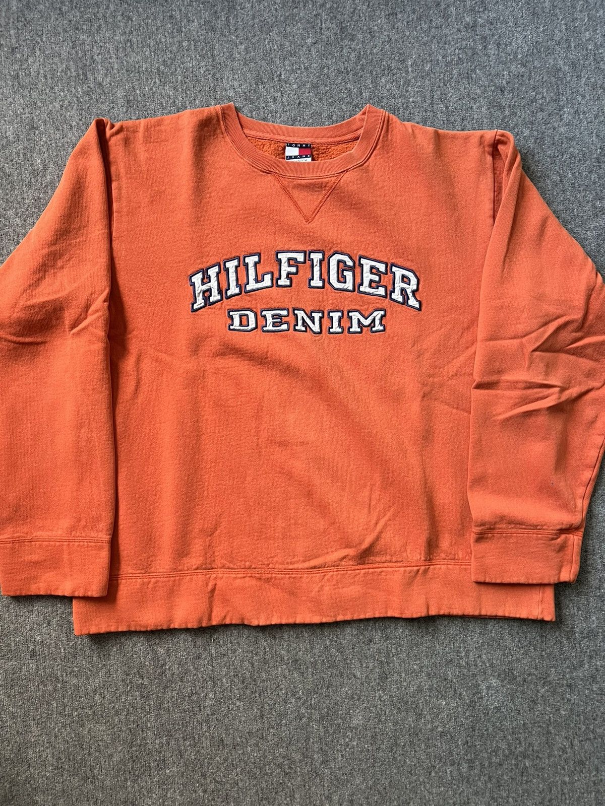 Tommy Hilfiger × Vintage Vintage ‘Hilfiger Denim’ Crewneck Size US L / EU 52-54 / 3 - 1 Thumbnail