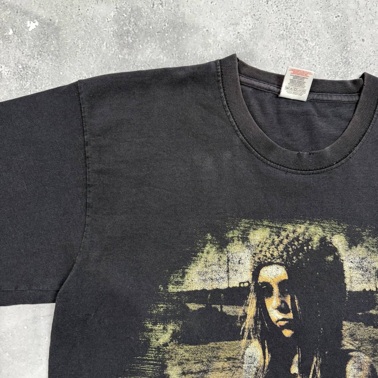 Band Tees Korn Remember Who Are You 2011 Tour Band T Shirt Faded Black Size US L / EU 52-54 / 3 - 4 Thumbnail
