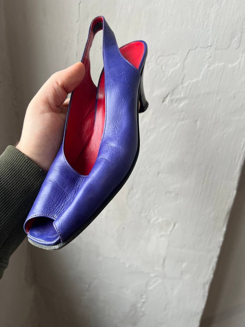 Celine 80’S CELINE ITALY ESCARPINS BLUE LEATHER HEELS CLASSIC SZ 39 Size US 9 / IT 39 - 17 Thumbnail