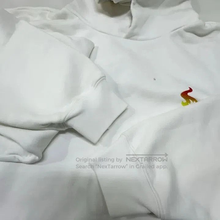 Balenciaga Balenciaga Unisex White Long Sleeve Sweatshirt. Size US XXS / EU 40 - 7 Thumbnail
