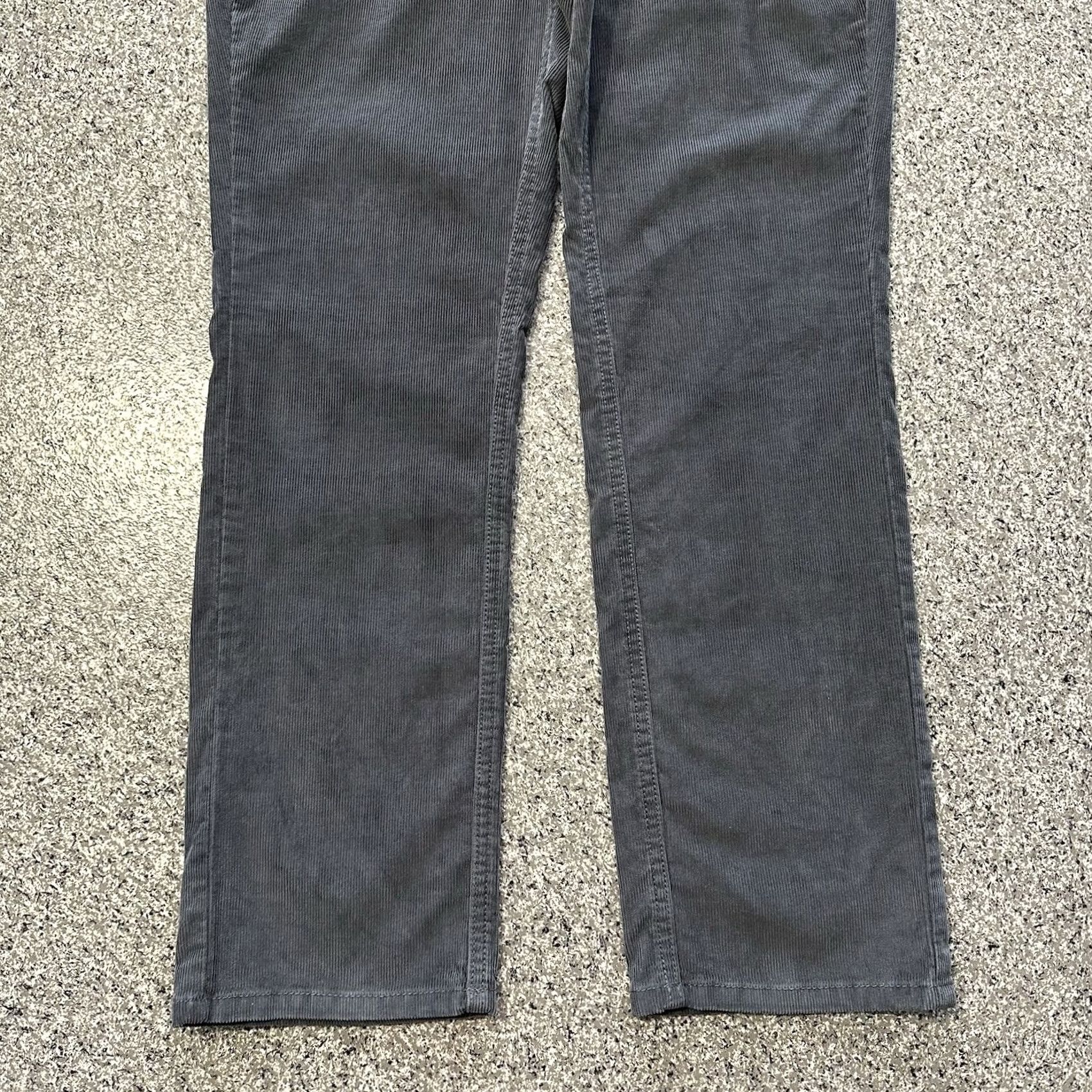 Vintage L.L. Bean Pants Womens 6P 28x27 Corduroy Straight Leg Mid Rise BeanFlex Stretch Pants Clothing Womens 6P Gray Corduroy Straight Rise 28x27 Stretch Size 28" / US 6 / IT 42 - 3 Thumbnail