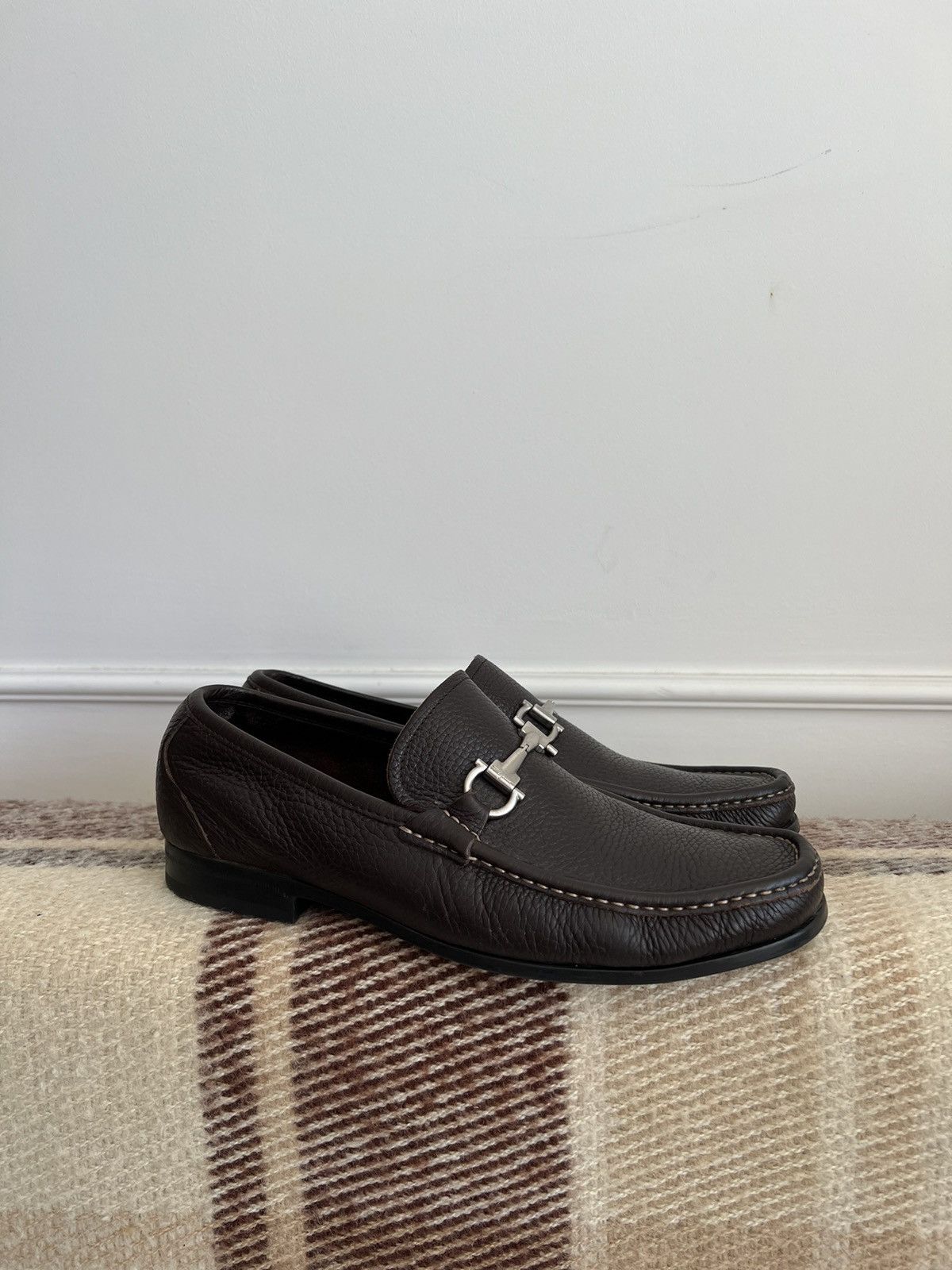 Salvatore Ferragamo SALVATORE FERRAGAMO "Magnifico"Brown Leather Gancini Loafers Size US 8.5 / EU 41-42 - 3 Thumbnail