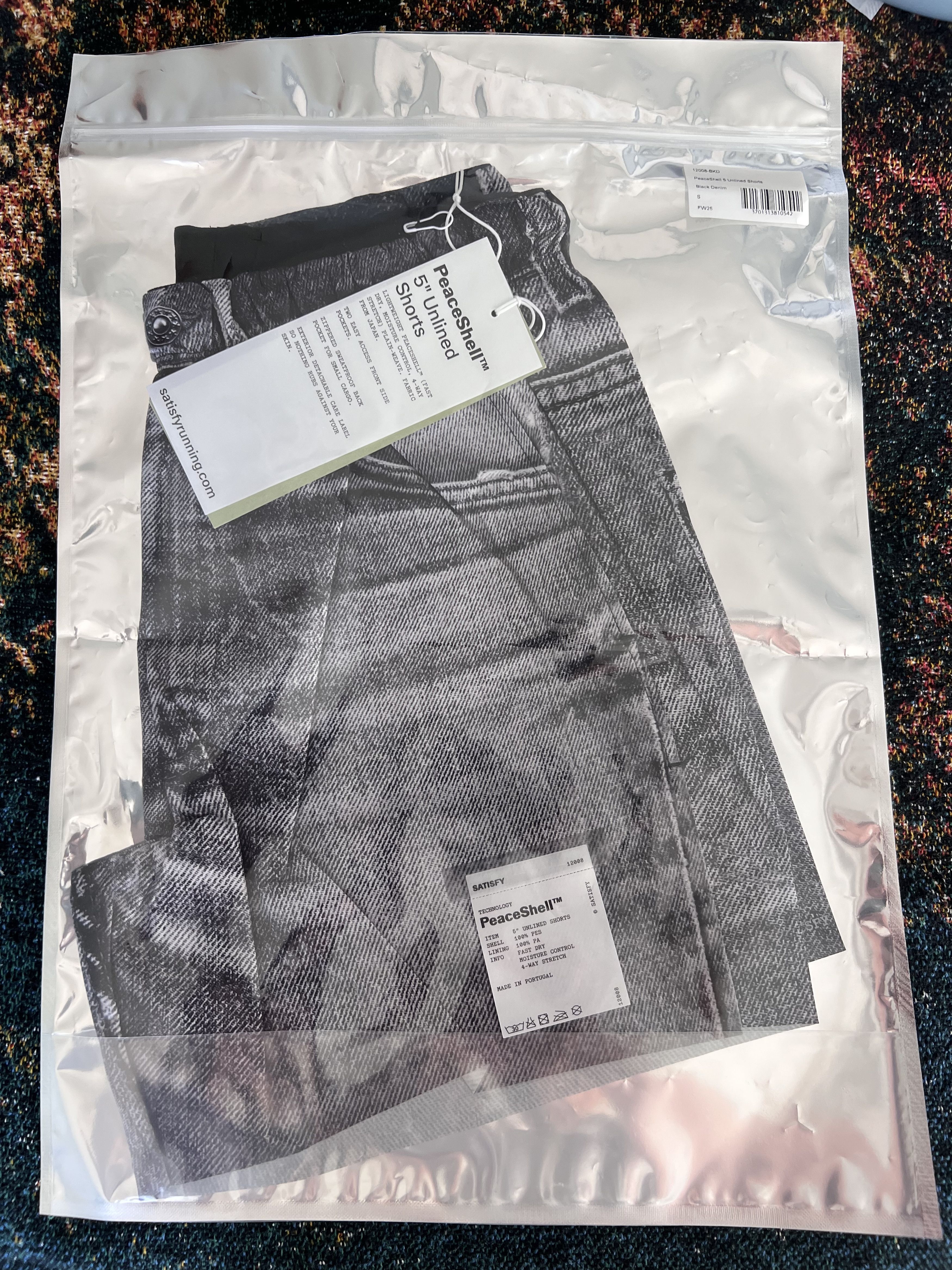 Satisfy Satisfy Running 5" PeaceShell Shorts in Black Denim Size US 30 / EU 46 - 8 Thumbnail