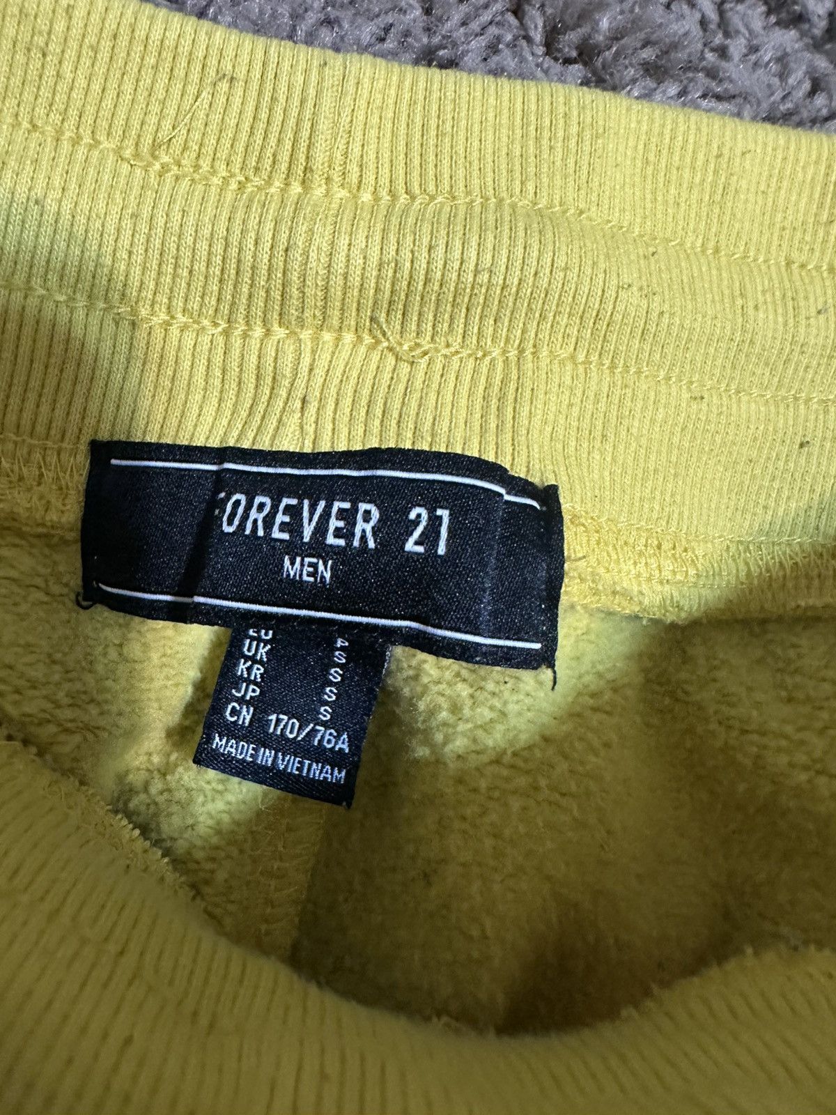 Forever 21 Vintage Forever 21 NASA “triple yellow” pants 00s size small Size US 32 / EU 48 - 4 Thumbnail