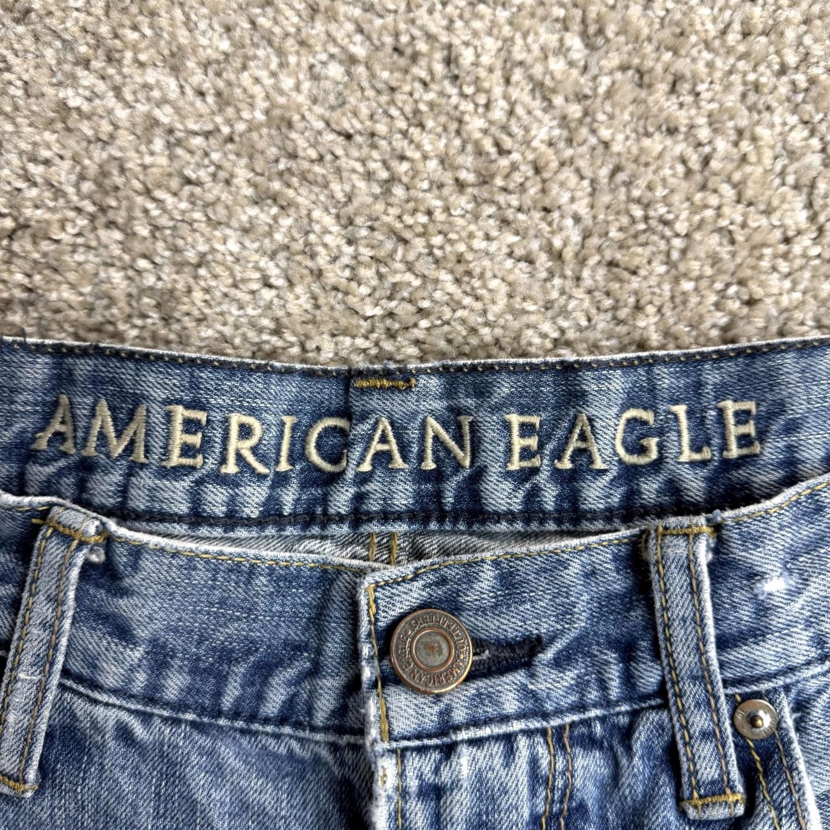 American Eagle Outfitters American Eagle Relaxed Jeans Mens 34x32 Light Wash Blue Denim Distressed Jeans Size US 34 / EU 50 - 4 Thumbnail
