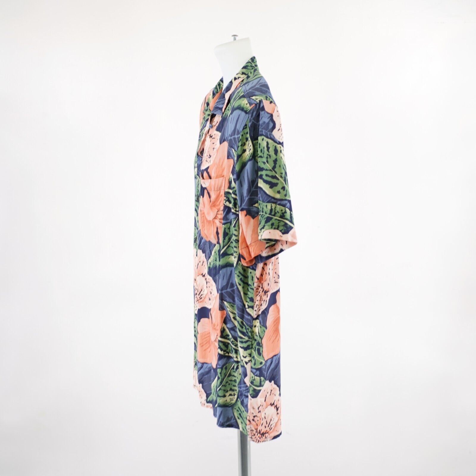 Designer Goodfellow & Co Large Blue Pink Floral Rayon Standard Hawaii Size US L / EU 52-54 / 3 - 5 Thumbnail