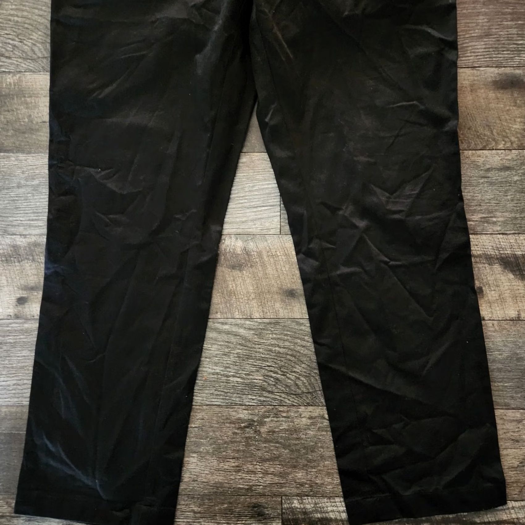 Polo Ralph Lauren Polo Ralph Lauren Chino Pants Slacks Mens 40x32 Black Straight Classic Flat Front Pocket Logo Lounge Casual 40 Regular Mens Size US L / EU 52-54 / 3 - 2 Thumbnail