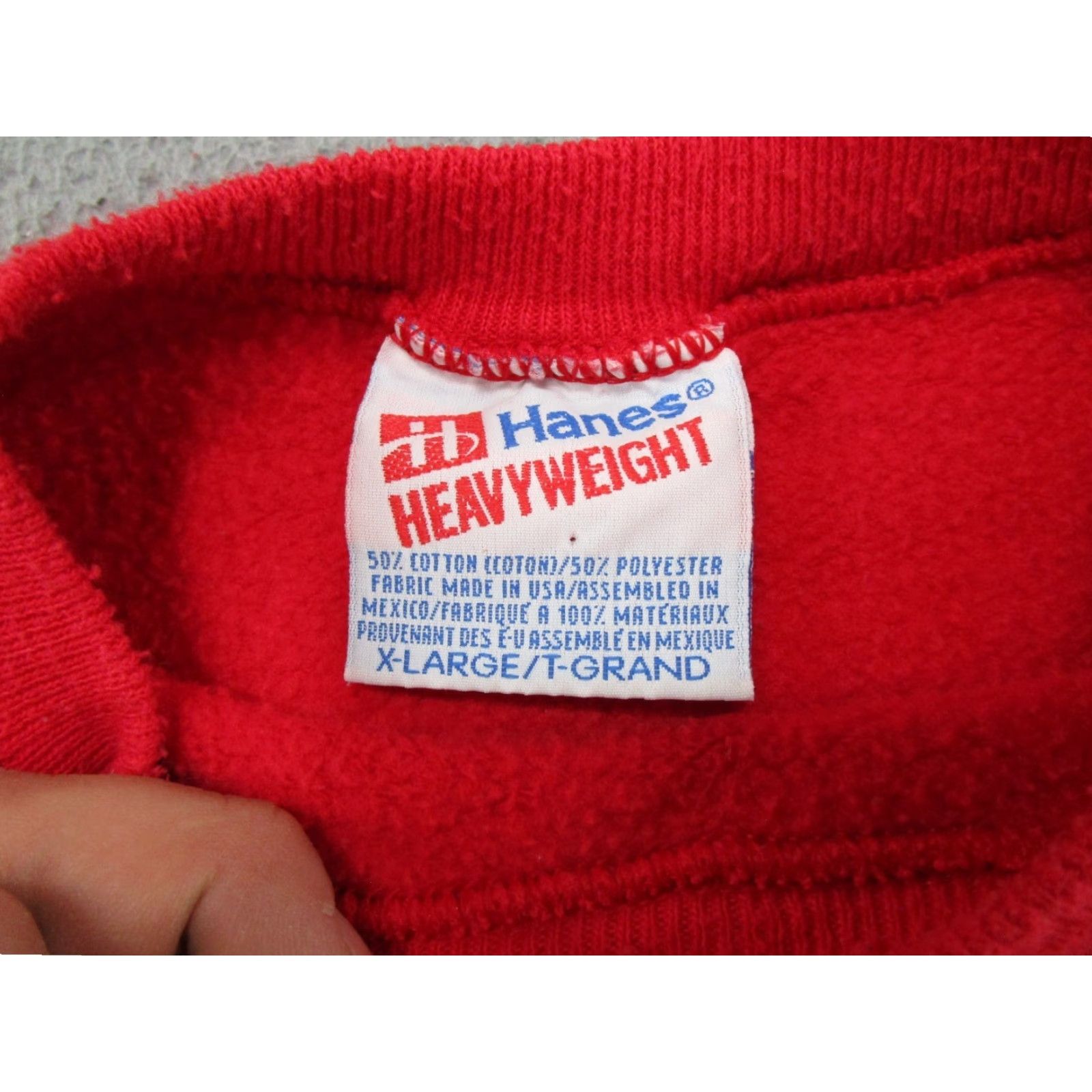 Hanes VINTAGE Wisconsin Badgers Sweatshirt XL Embroidered Hanes Crew Neck Red Graphic Print Mens Size US XL / EU 56 / 4 - 3 Thumbnail