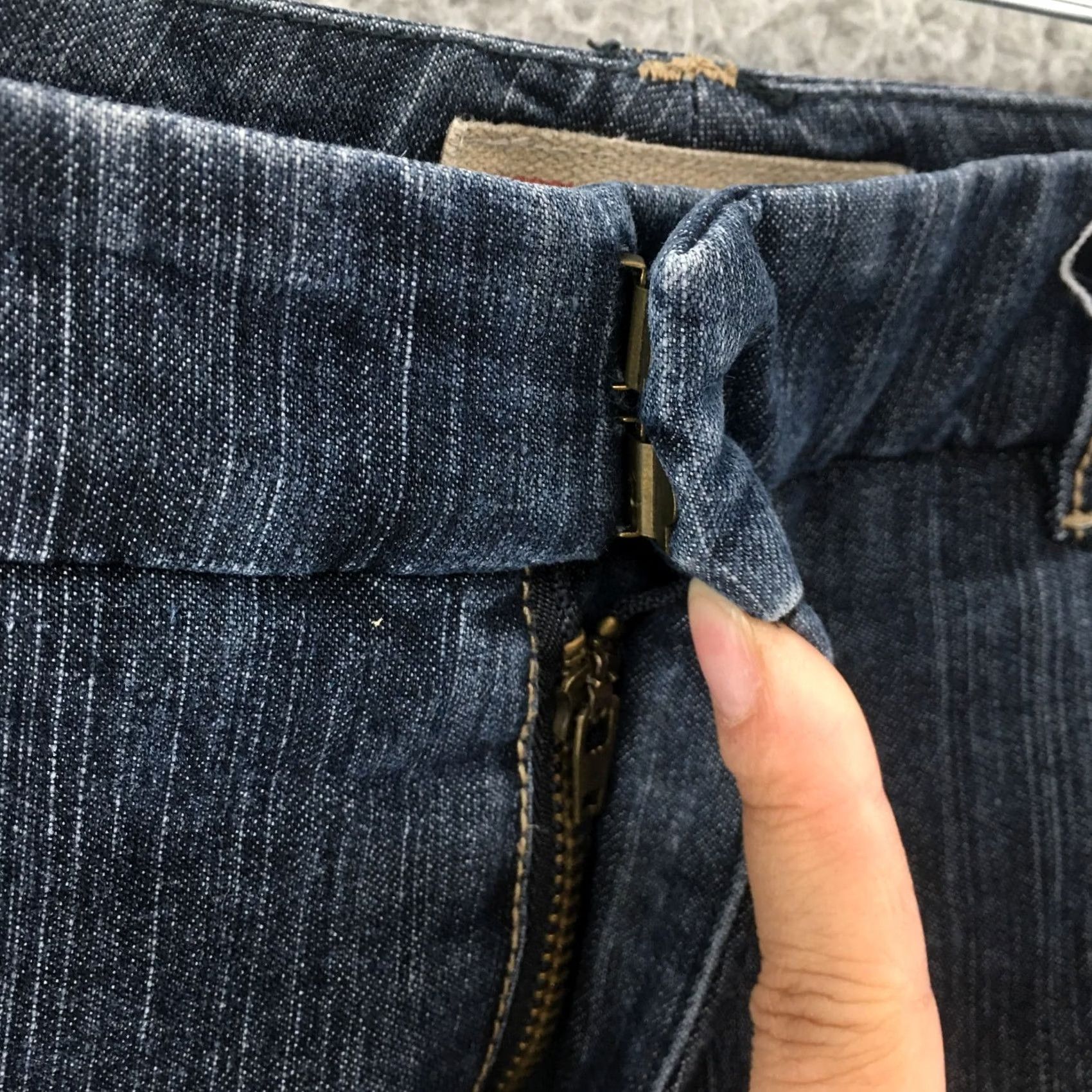 CO Khakis & Co Jeans Womens 14 Blue Denim Straight Leg Mid Rise Zip Fly 8215D Jeans Women 14 Blue Denim Straight Modern Classic Mens Womens Size 36" / US 14 / IT 50 - 4 Thumbnail