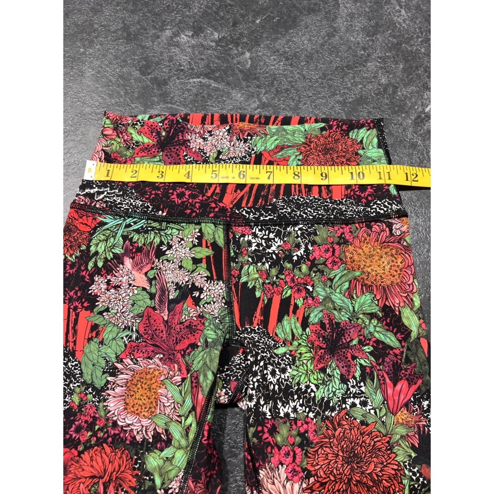Lululemon LULULEMON Wunder Under HR 1/2 Tight Lux Crop Leggings Zen Garden Sz 4 Womens Size 27" / US 4 / IT 40 - 3 Thumbnail