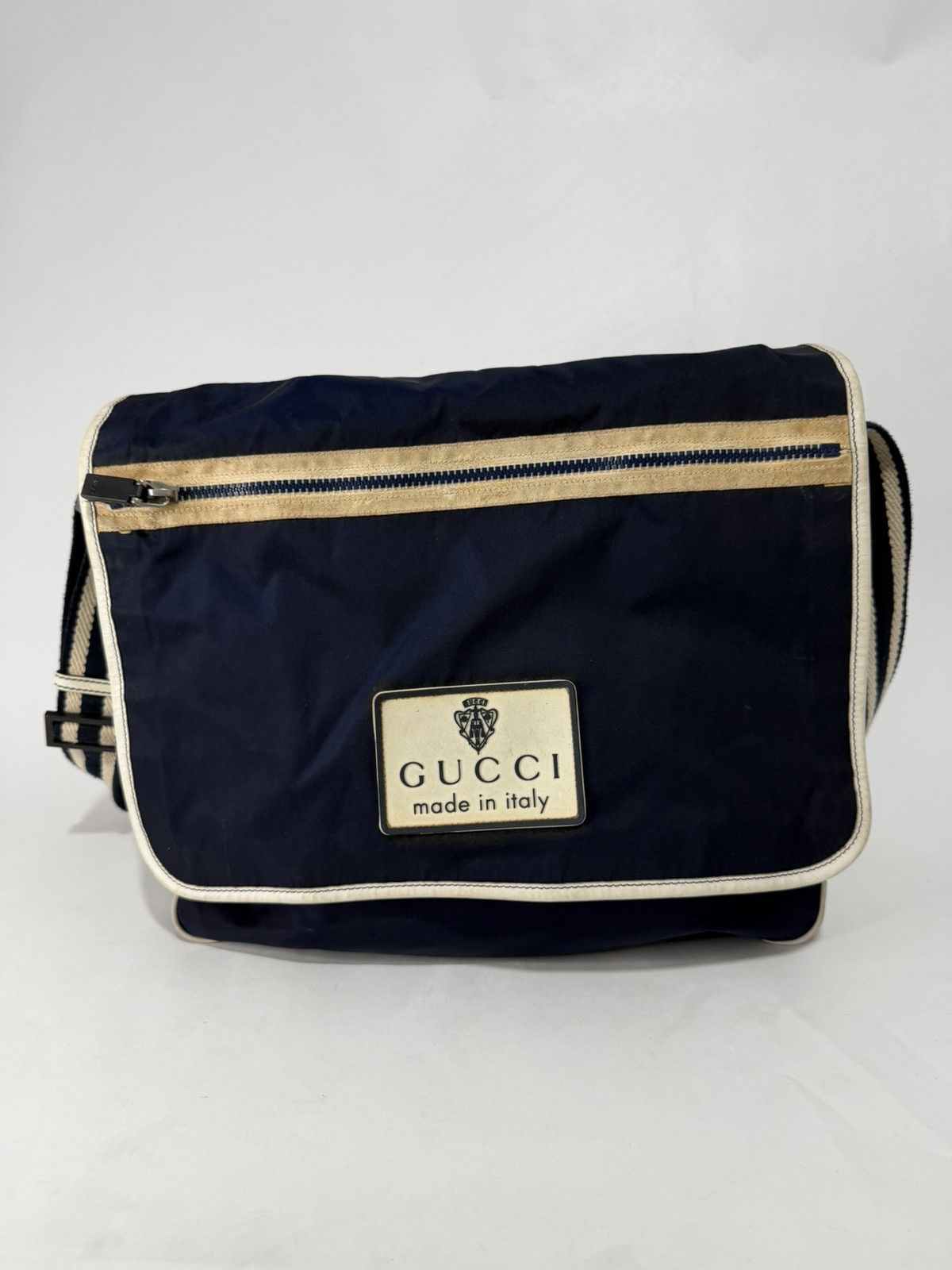 Gucci Gucci Vintage Nylon Messenger Bag Navy & Cream Size ONE SIZE - 1 Thumbnail
