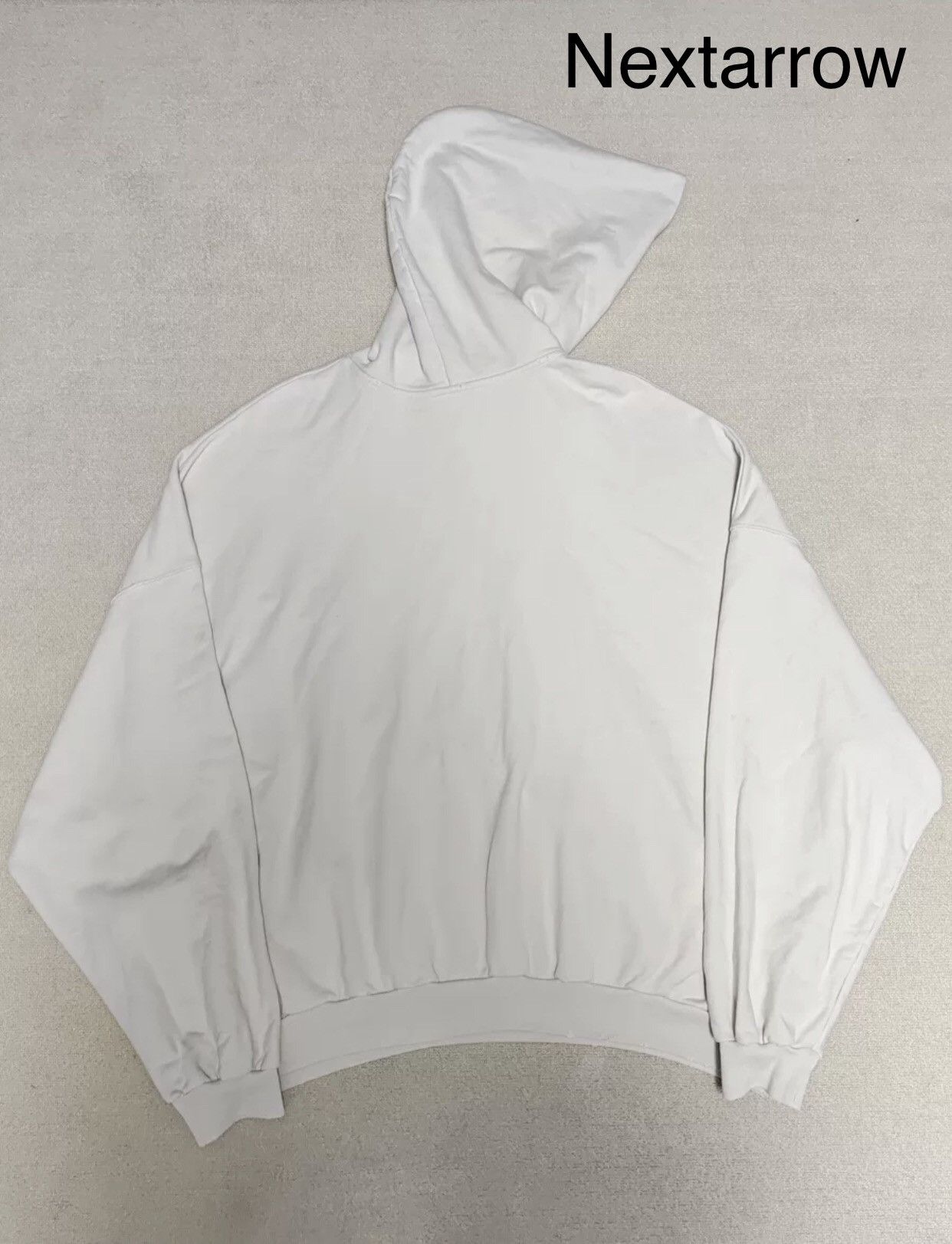 Balenciaga Balenciaga Show Apple Be Different Embroidered Hoodie 2412- Size US S / EU 44-46 / 1 - 2 Thumbnail