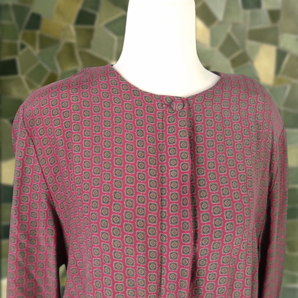 Brooks Brothers VINTAGE Brooks Brothers Blouse Geometric Scarf Print Burgundy Red 90s 16 Women Long Sleeve Button Front Rayon Plus Size Size XXL / US 16-18 / IT 52-54 - 1 Thumbnail