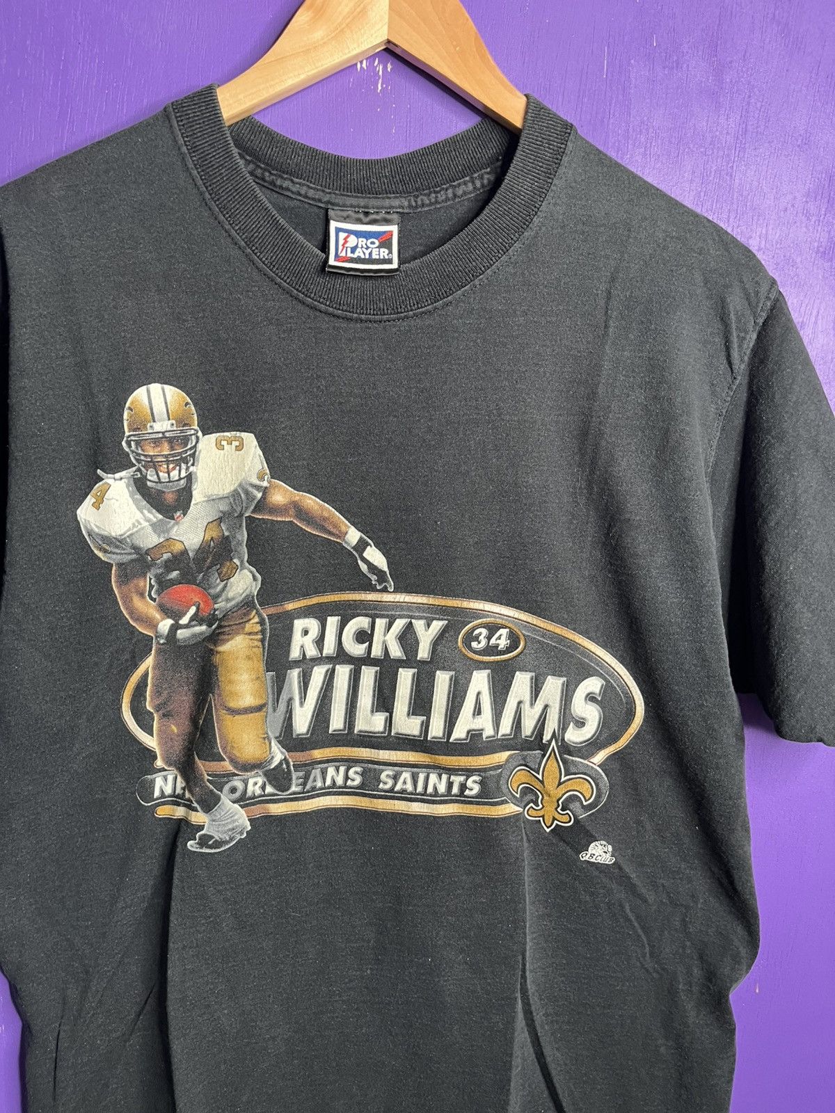 NFL × Pro Player × Vintage Vintage 90s Pro player Ricky Williams saints t-shirt Size US M / EU 48-50 / 2 - 3 Thumbnail