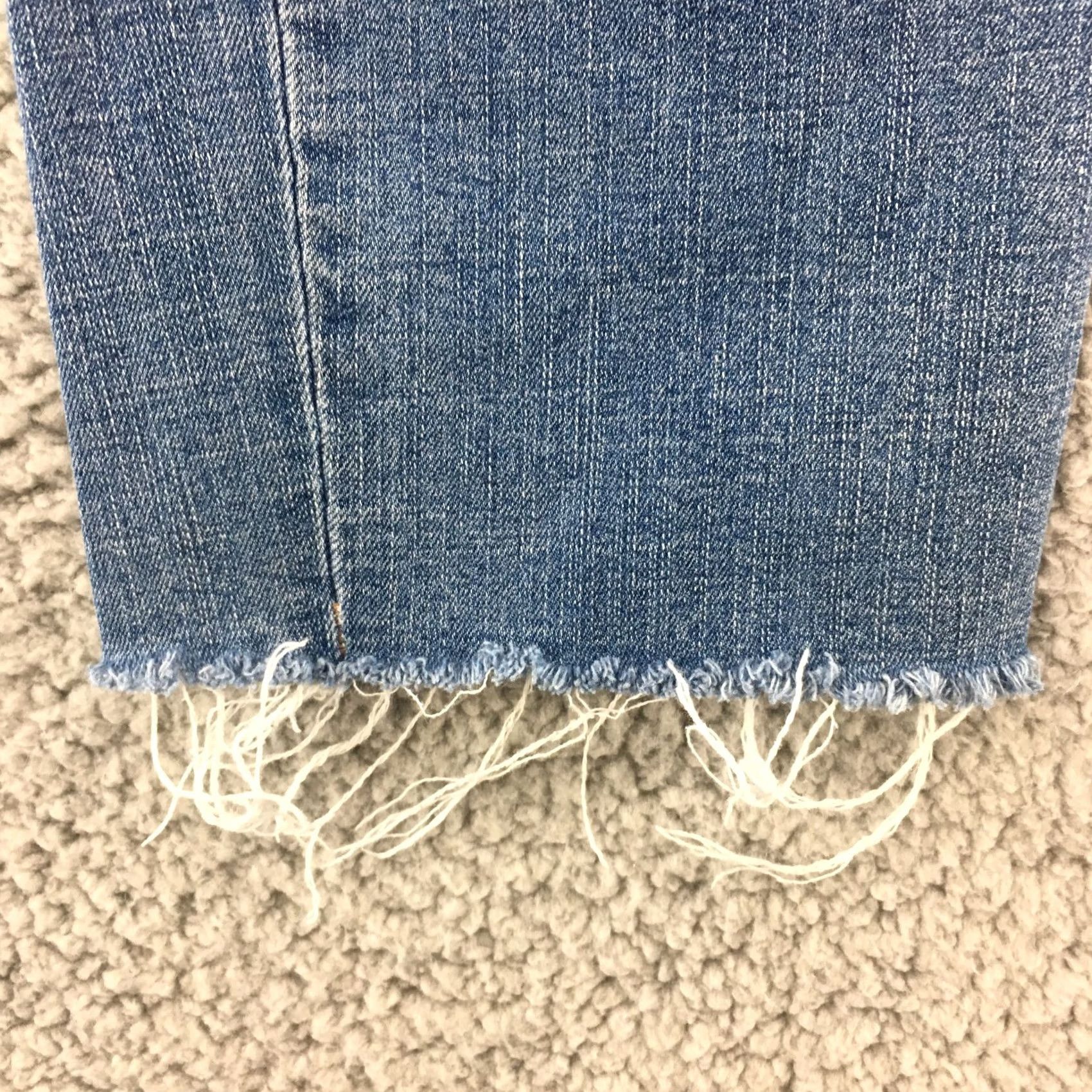 Vintage Aéropostale Flex Effects Skinny Jeans Womens 33/32 Blue Distressed Raw Hem Zip Jeans Size 24" / US 00 / IT 34 - 6 Thumbnail