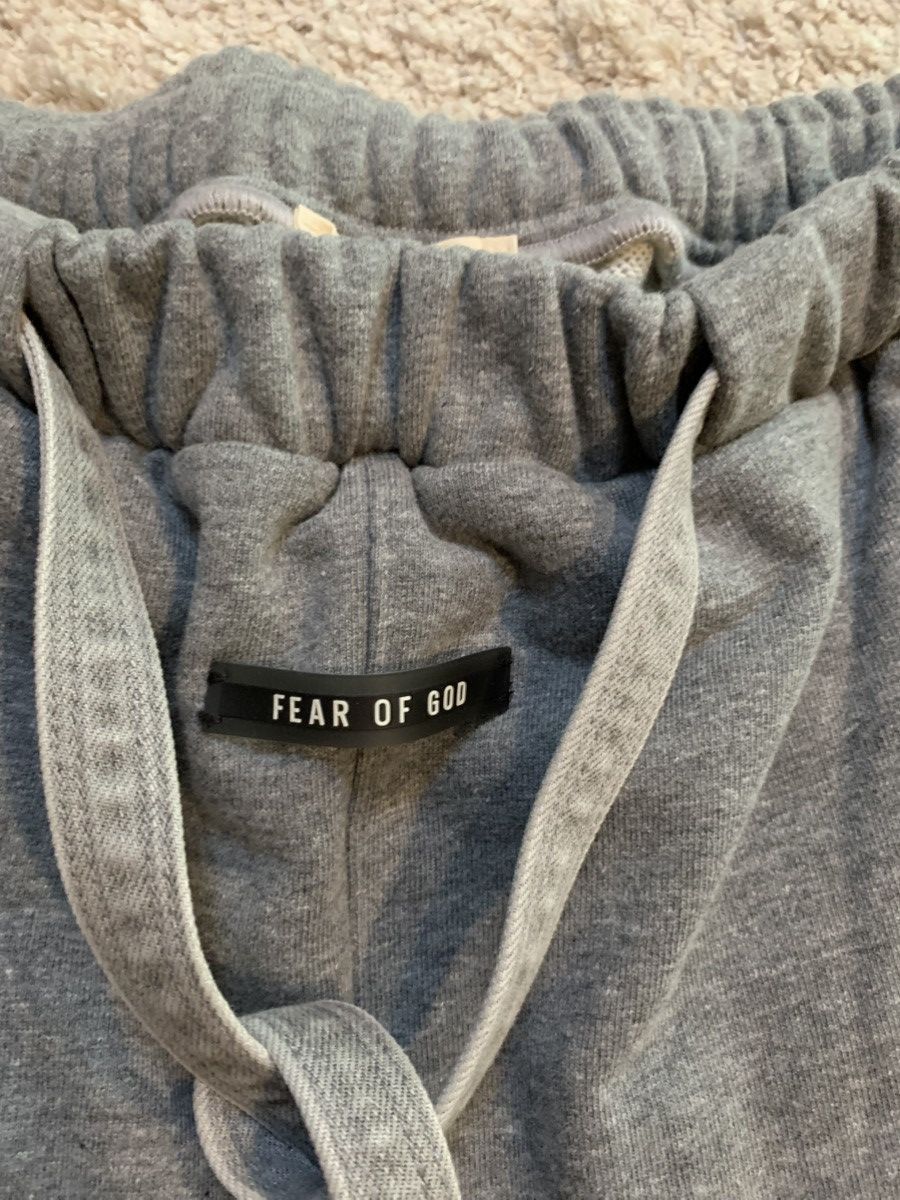 Fear of God Fear of god 6th collection Gray sweatpants Size US 34 / EU 50 - 7 Thumbnail