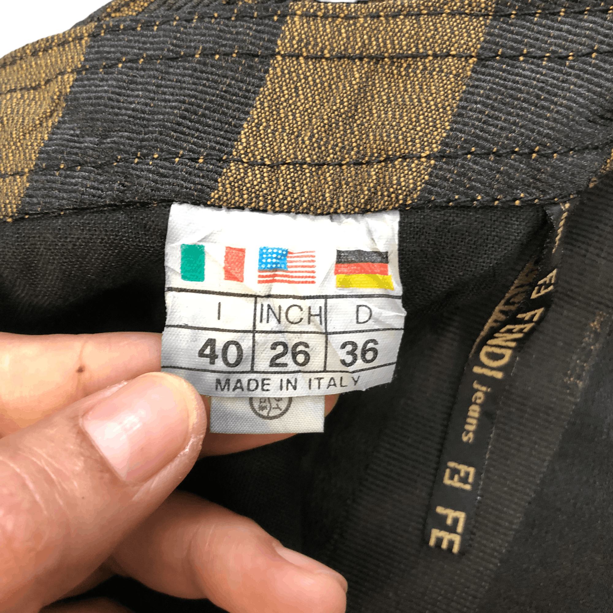 Fendi FENDI JEANS BELTED MONOGRAM STRIPES MINI SKIRTS #6248-220 Size 24" / US 00 / IT 34 - 11 Thumbnail